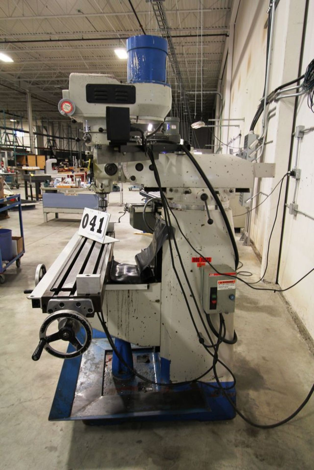 DARBERT MICROCUT 2V VERTICAL MILLING MACHINE, 3HP, FAGOR 2-AXIS DRO, S/N 971102 - Image 2 of 7