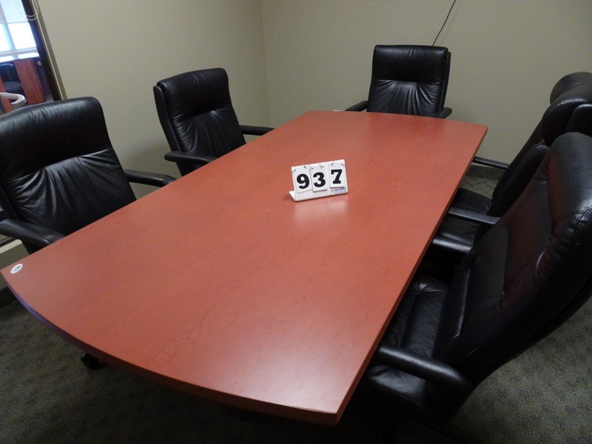 SMALLER BOARDROOM TABLE W/5 BLACK, HIGH BACK CHAIRS AND WALL MOUNTED WHITE BOARD - Image 2 of 3