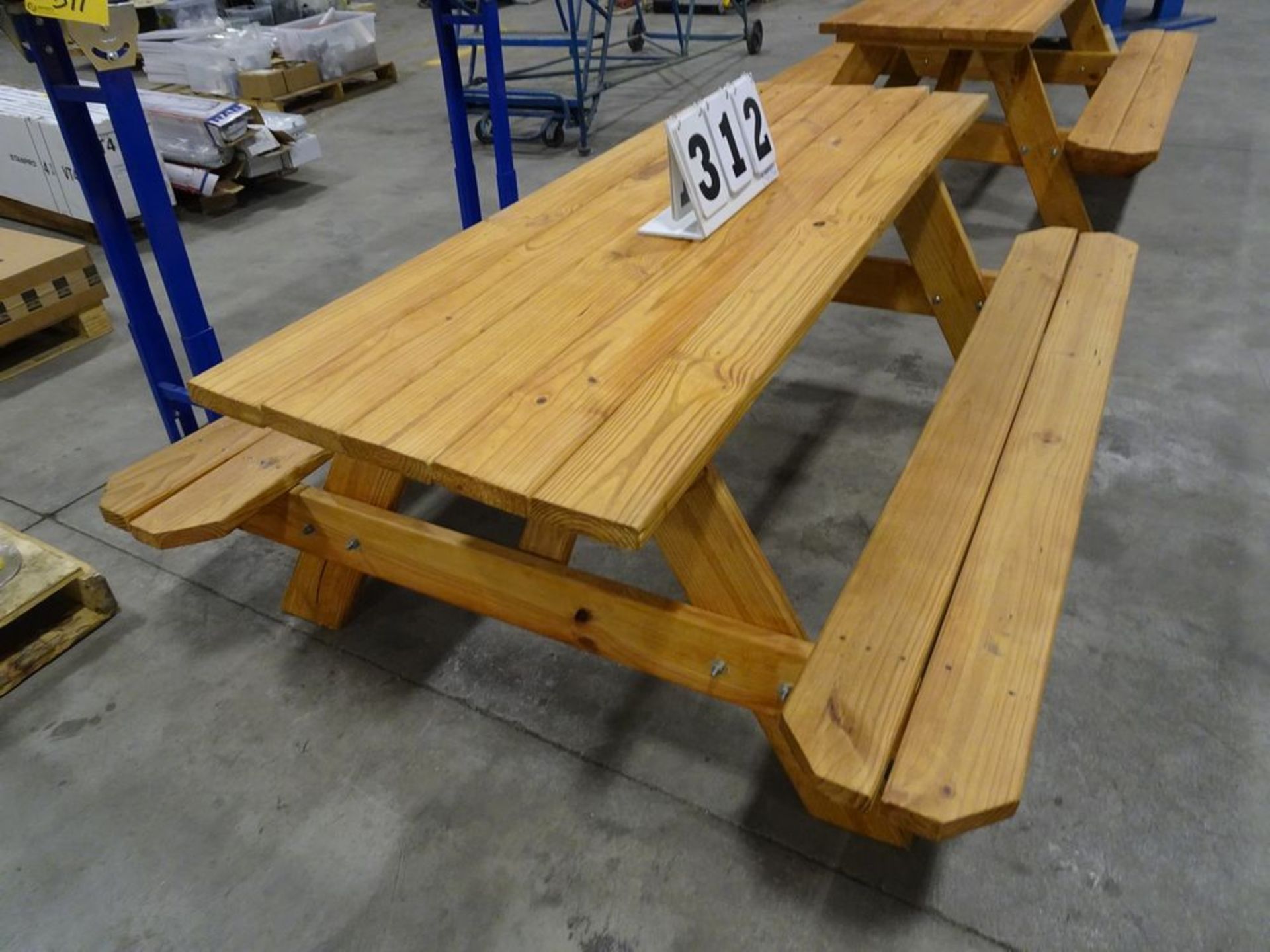 PICNIC TABLE - Image 2 of 2