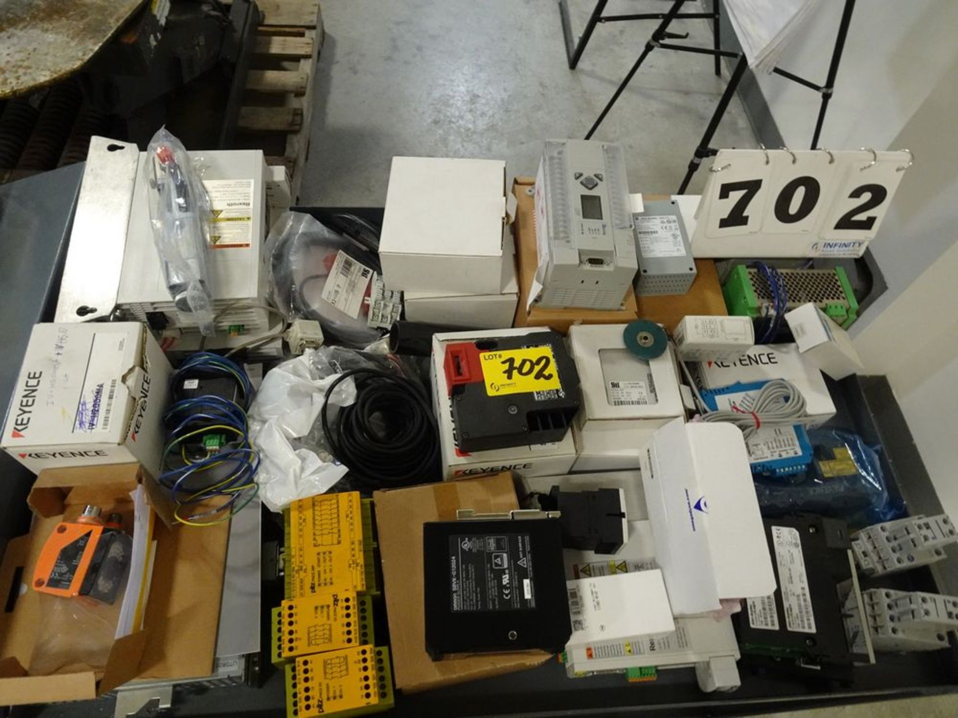 ASSORTED PRODUCT, ELECTRICAL, SWITCHES, RELAYS, ETC. - Image 2 of 6