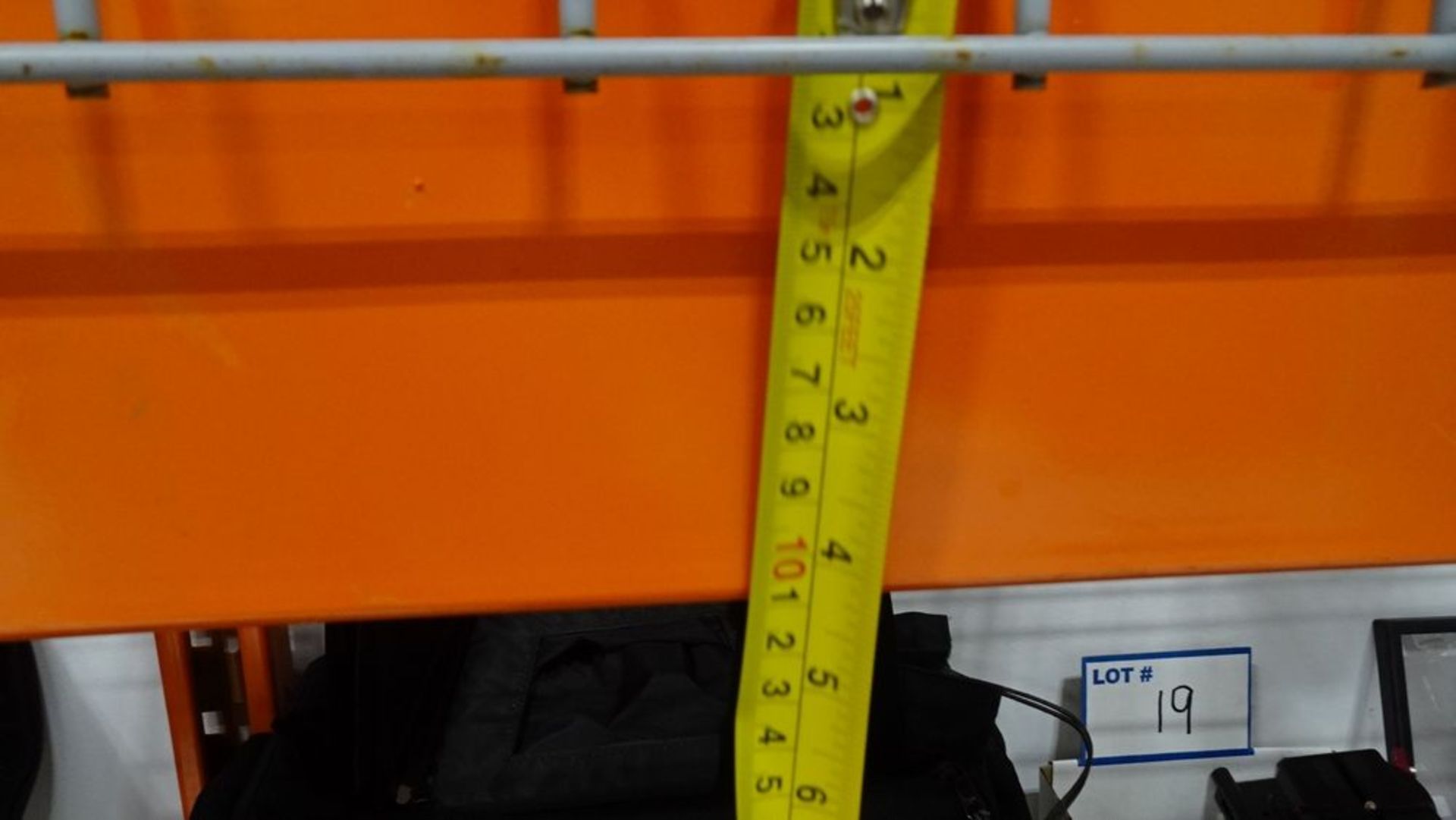 SECTIONS OF 24" WIDE PALLET RACKING, 5' & 9' LONG CROSSBEAMS, WIRE MESH (REUTER) - Image 3 of 3