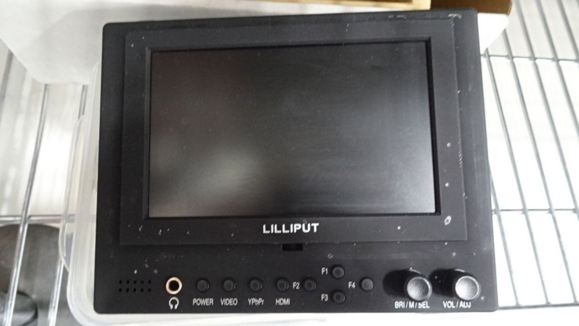 LILLIPUT 5" HIGH DEF LCD MONITOR (REUTER)