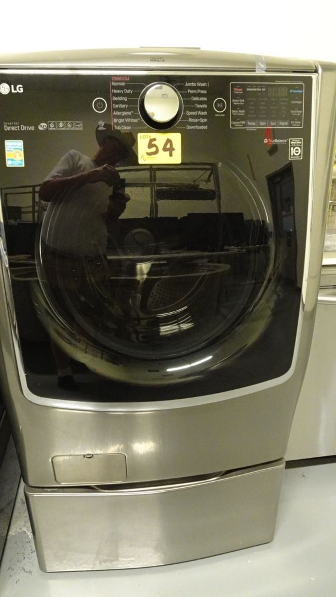 LG WASHER (REUTER)