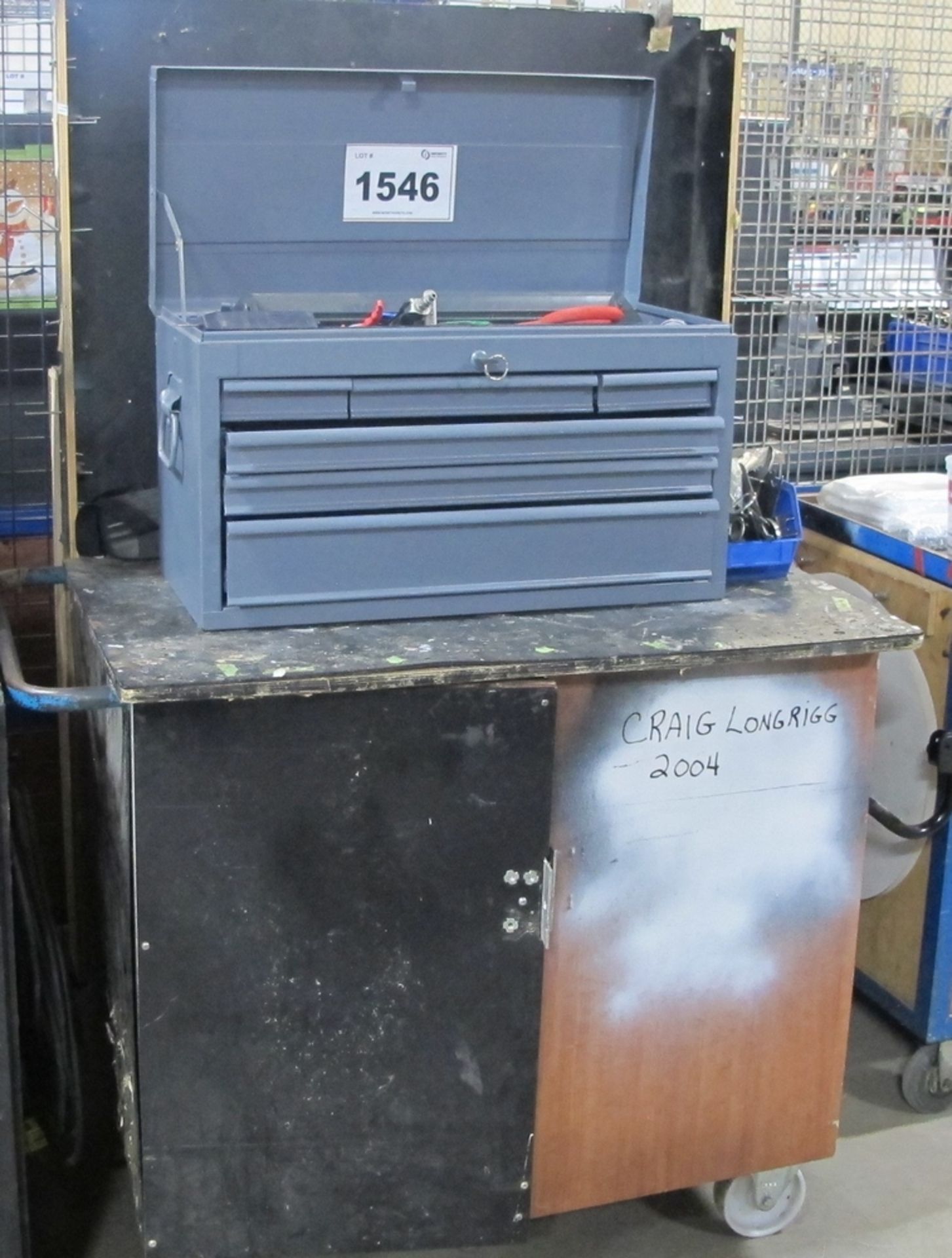 LOT OF 1 6 DRAWER TOOL BOX AND SHOP CART W/TOOLS(100 SHIRLEY AVE KITCHENER)