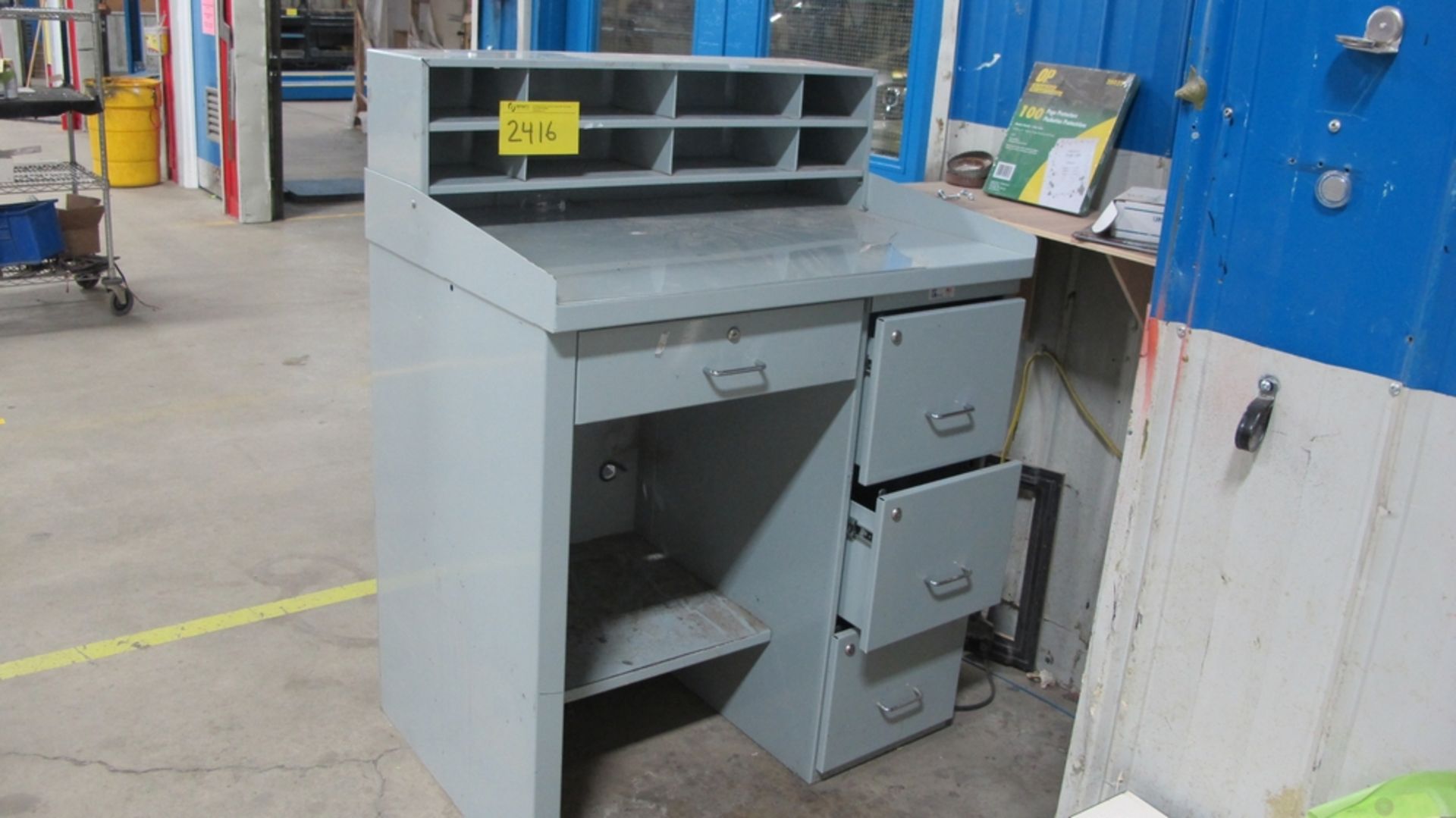 LOT OF SUPERVISORS TERMINAL/STOOL (100 SHIRLEY AVE KITCHENER)