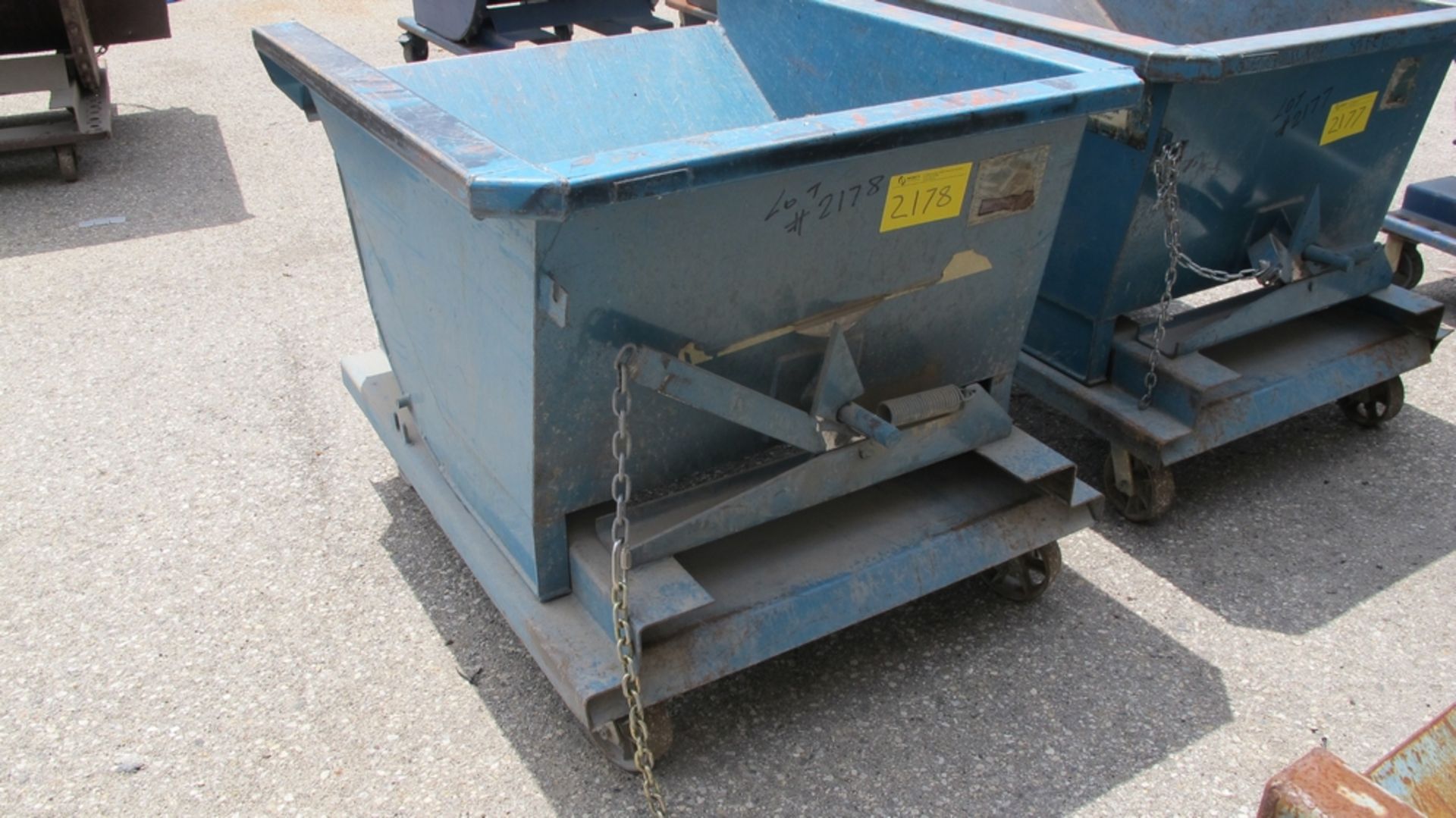 LOT OF 3 CUBIC FT FORK TRUCK DUMPING BIN (100 SHIRLEY AVE KITCHENER)