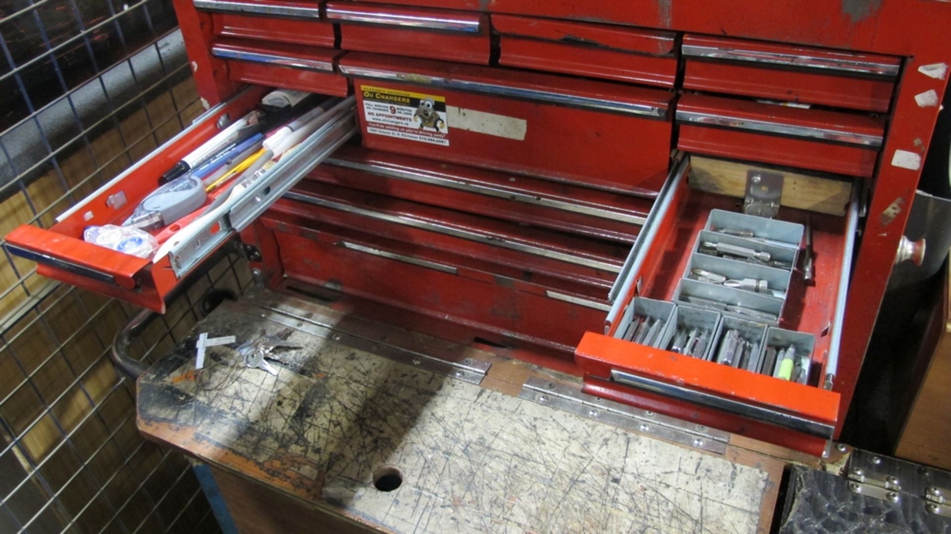 LOT OF 1 BEACH TOOL BOX, 12 DRAWERS W/SHOP CART AND TOOLS (100 SHIRLEY AVE KITCHENER) - Image 5 of 8
