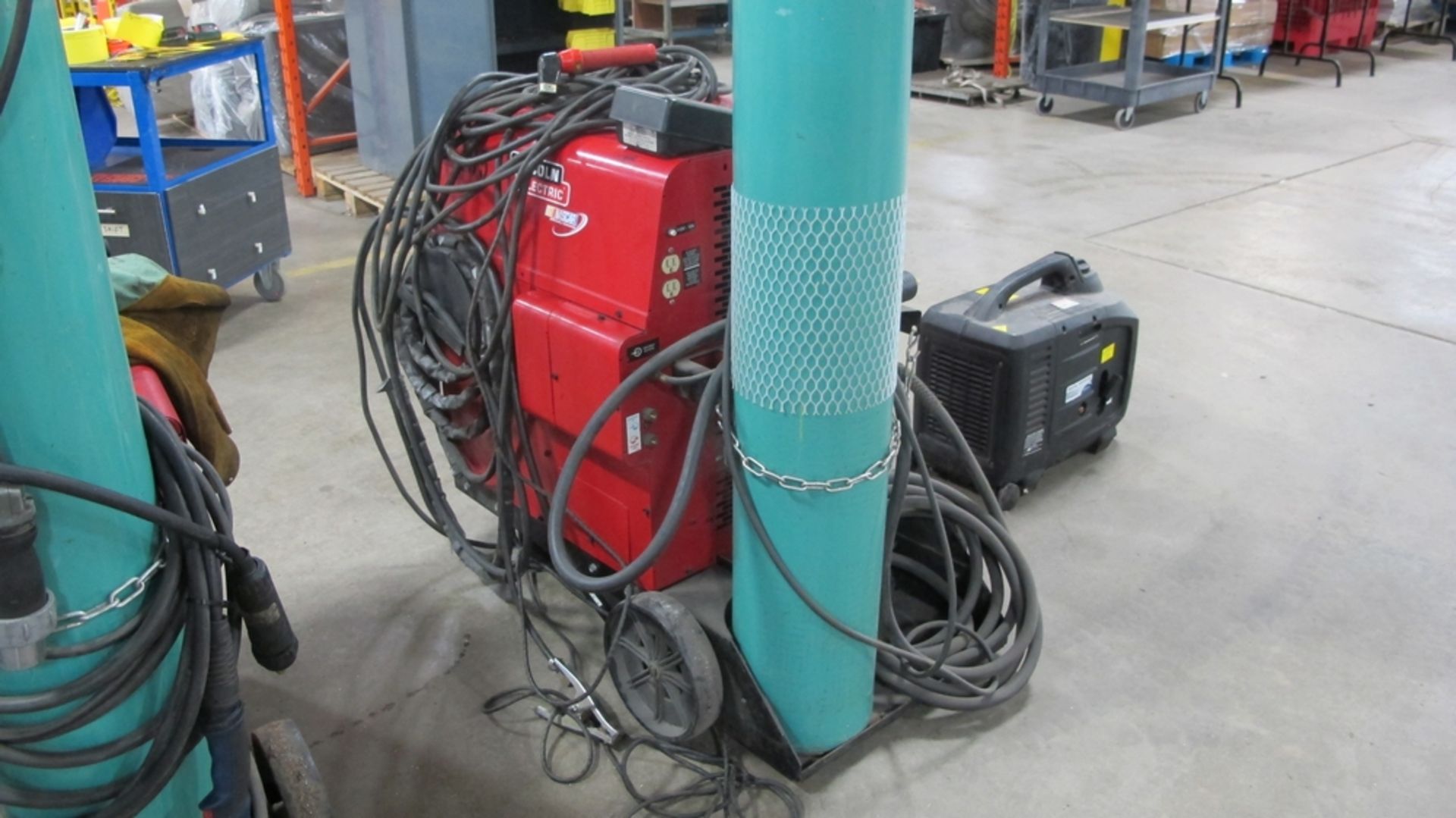 LINCOLN PRECISION TIG 275 WELDER (100 SHIRLEY AVE KITCHENER) - Image 4 of 4