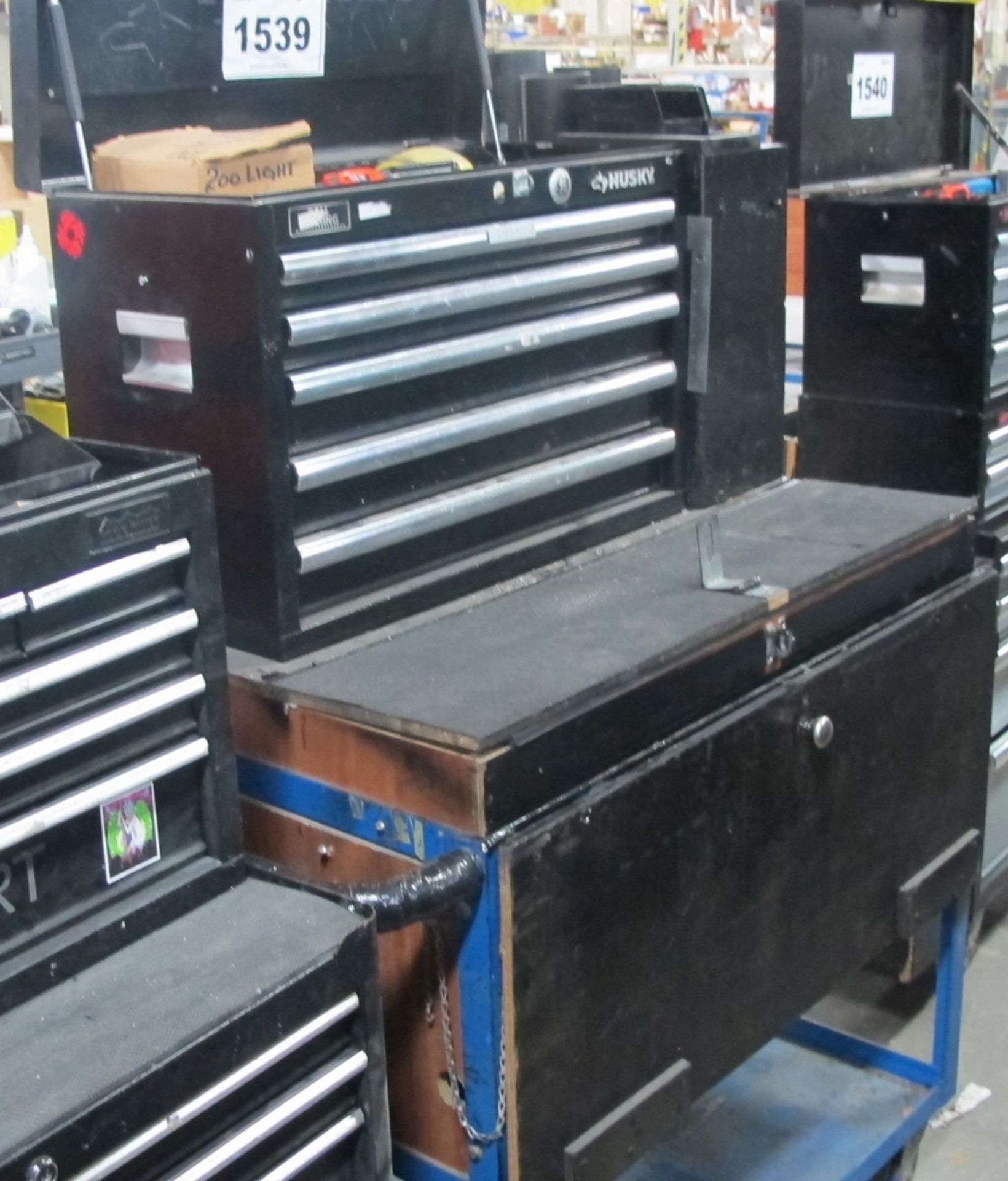LOT OF 2 HUSKY SHOP CART, 5 DRAWERS W/TOOLS (100 SHIRLEY AVE KITCHENER)