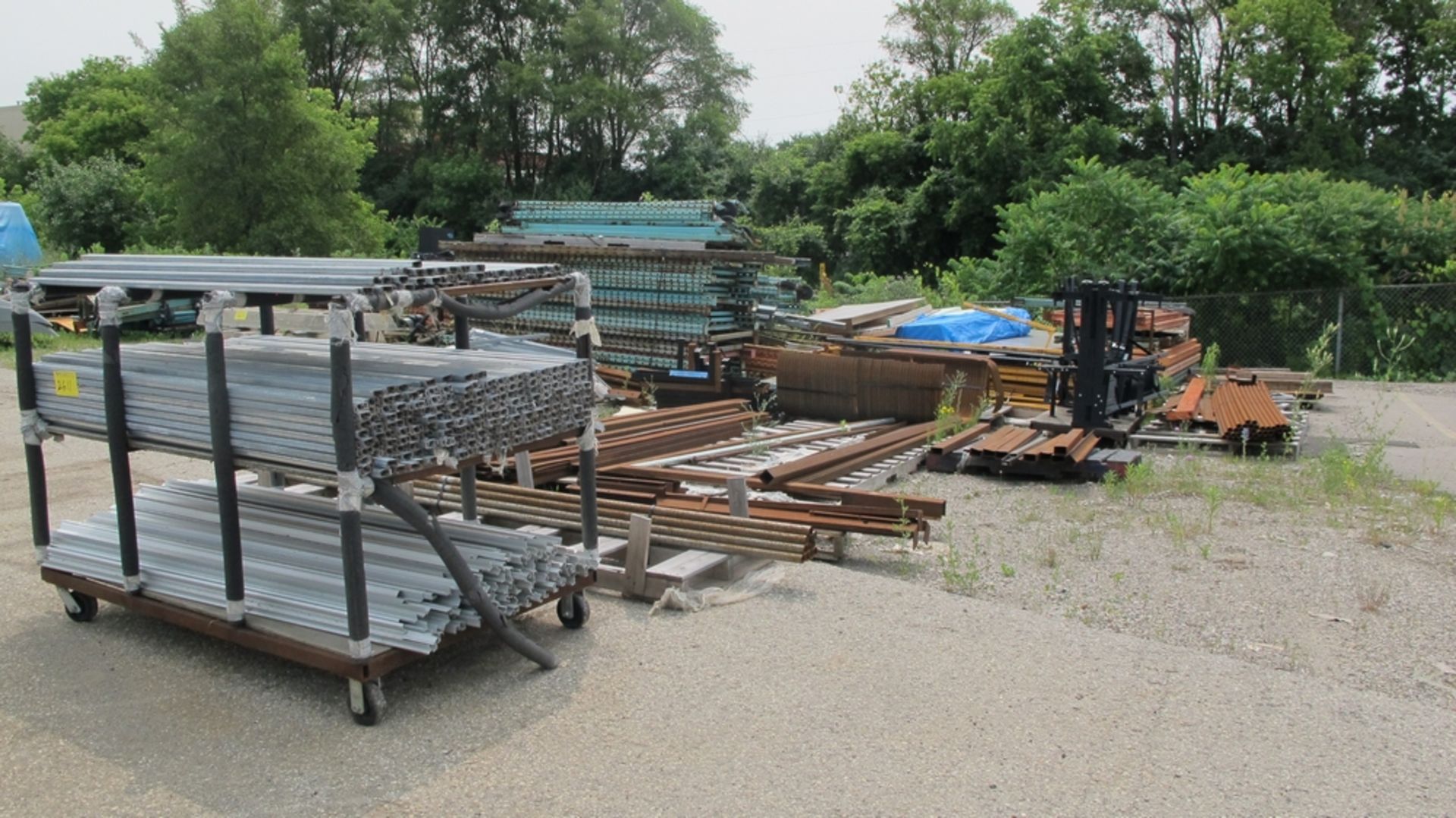 LOT OF STEEL, ALUMINUM, GALVANIZED, RACKING AND SCAFFOLDING PLATFORMS (100 SHIRLEY AVE KITCHENER)