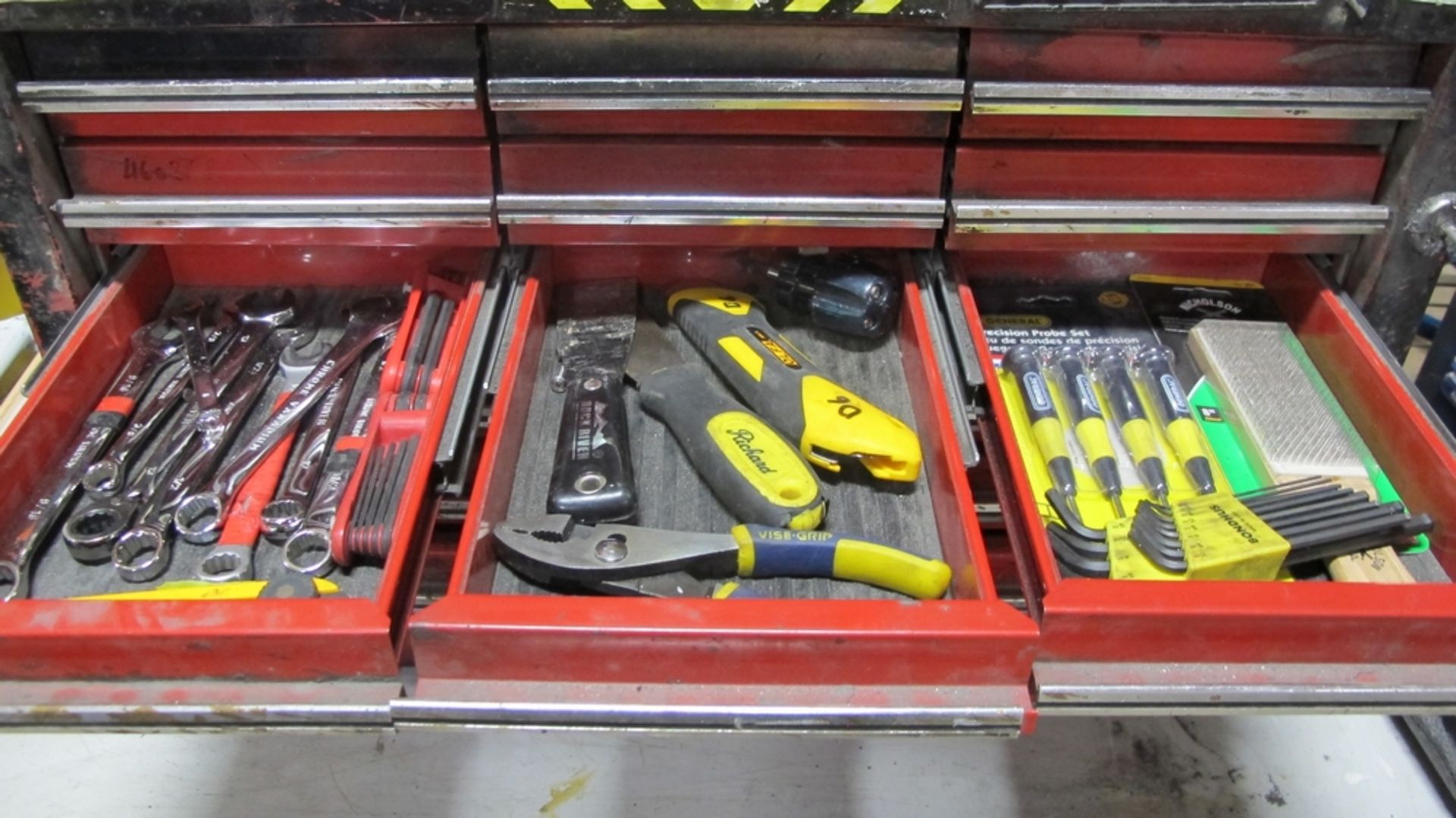 LOT OF 1 A-T TOOLS TOOL BOX AND SHOP CART, 12 DRAWERS W/TOOLS (100 SHIRLEY AVE KITCHENER) - Image 5 of 9