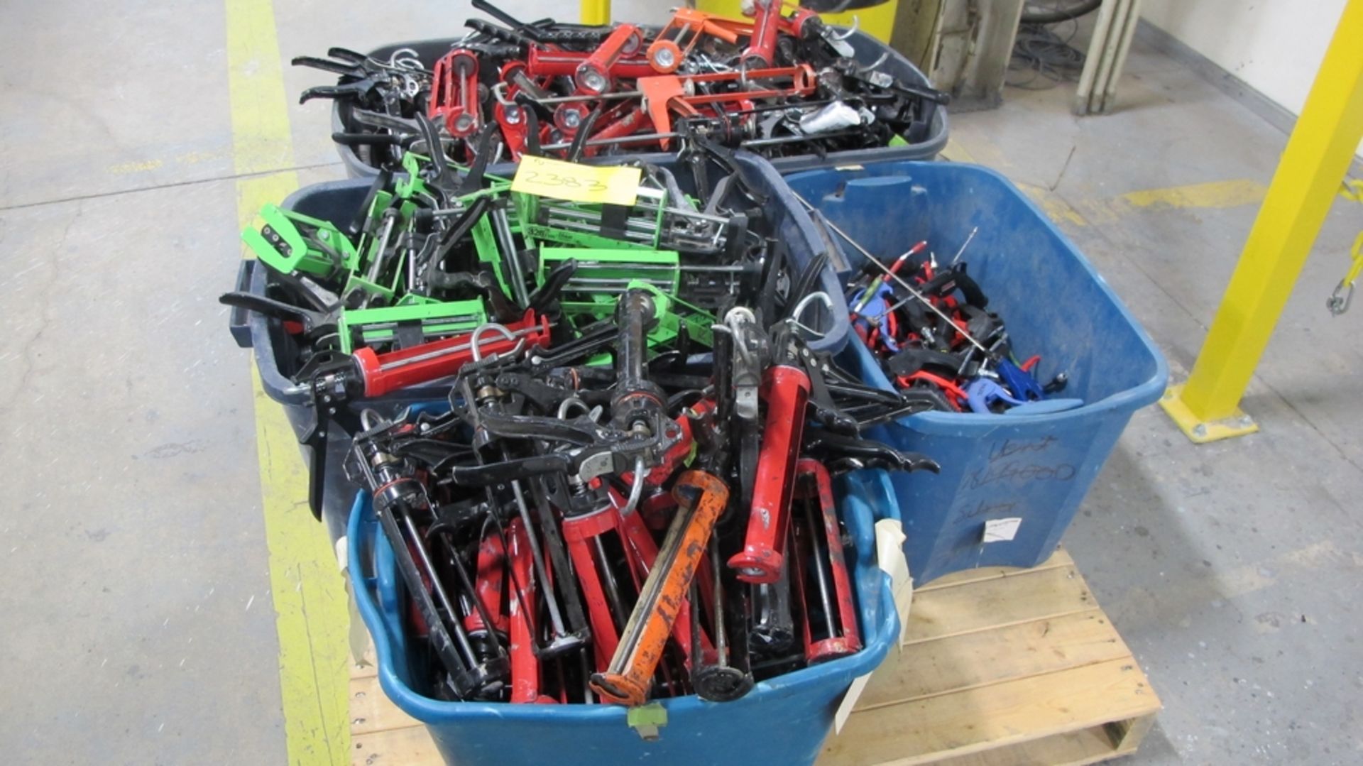 LOT OF 1 PALLET OF SILICONE APPLICATOR GUNS, AIR NOZZLES, ETC (100 SHIRLEY AVE KITCHENER)