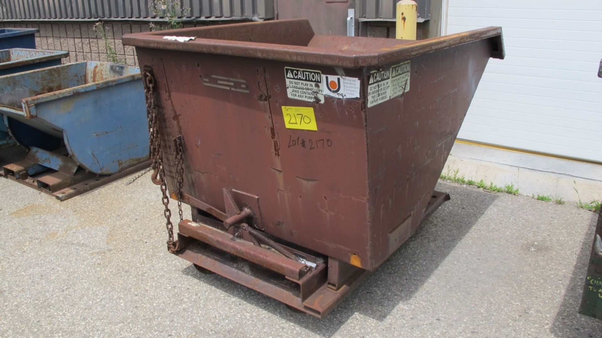 LOT OF 5 CUBIC FT FORK TRUCK DUMPING BIN (100 SHIRLEY AVE KITCHENER)