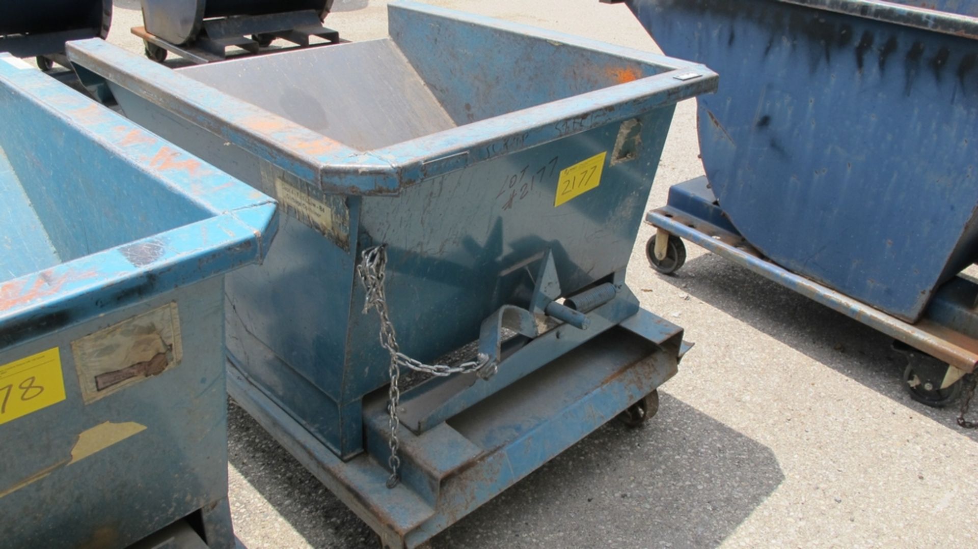 LOT OF 3 CUBIC FT FORK TRUCK DUMPING BIN (100 SHIRLEY AVE KITCHENER)