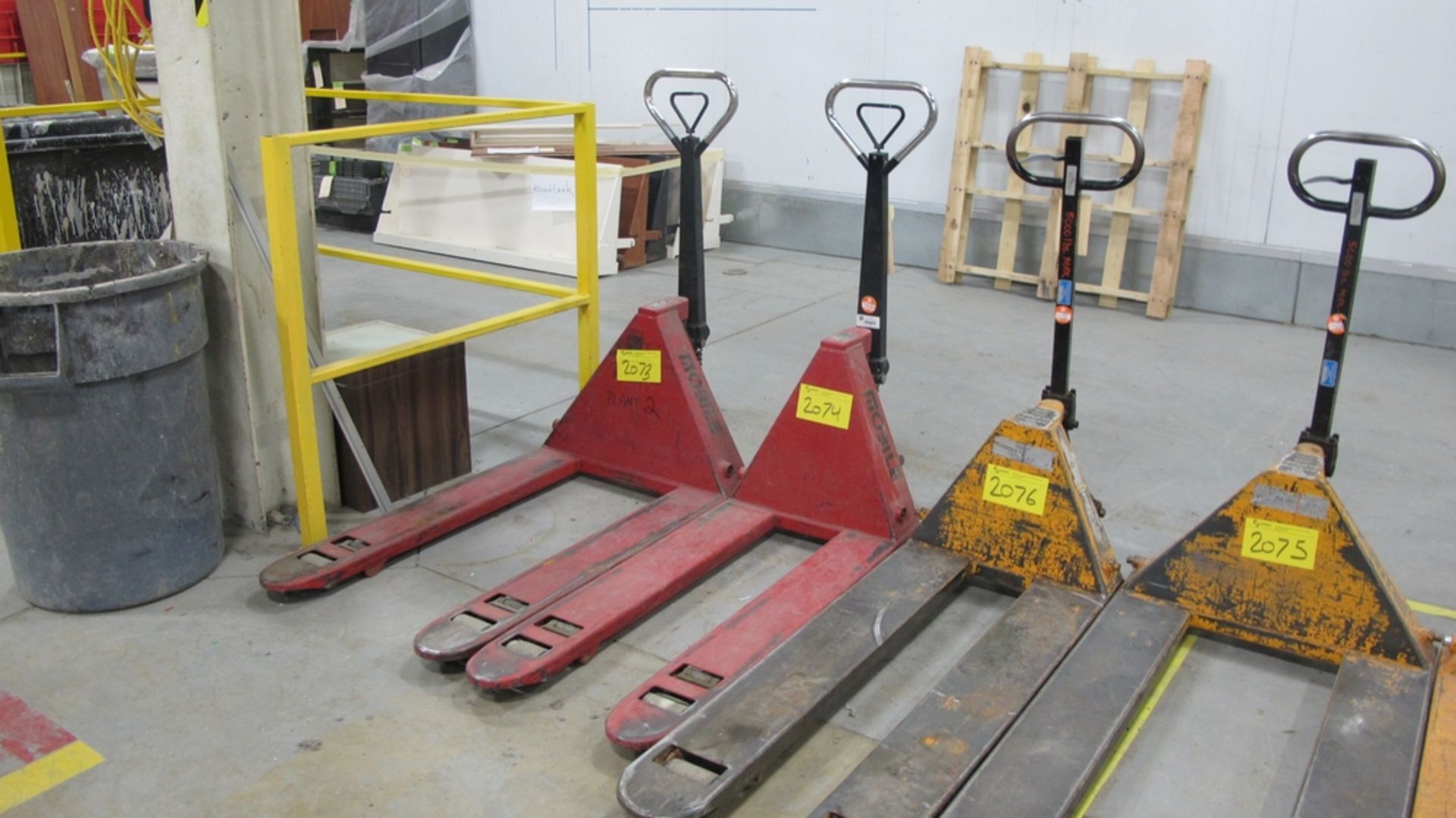 LOT OF MOBILE PALLET JACK, 5500 LB CAP (100 SHIRLEY AVE KITCHENER)