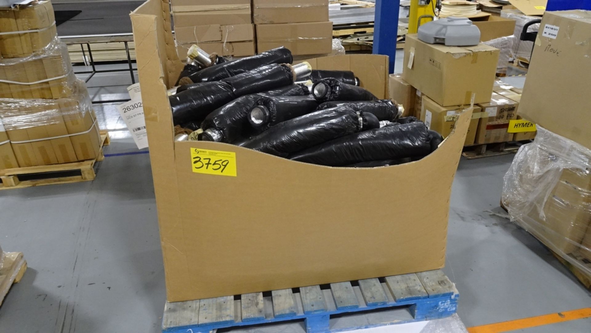 PALLET OF FLEXIBLE DUCT W/ INSULATION (REUTER)