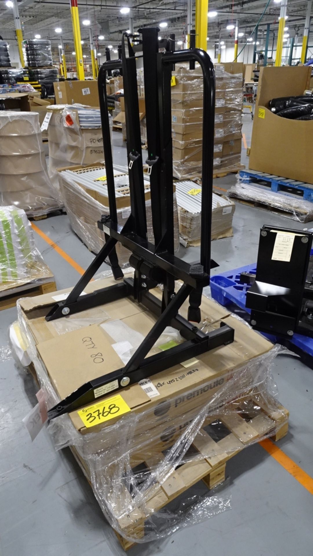 PALLET SEATBELT ASSEMBLY AND WOOD COMPONENTS (REUTER)
