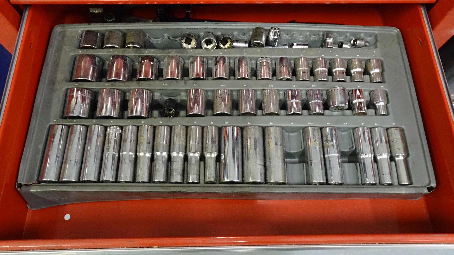 WATERLOO 5-DRAWER PORTABLE TOOLBOX W/ CONTENTS (REUTER) - Image 5 of 6