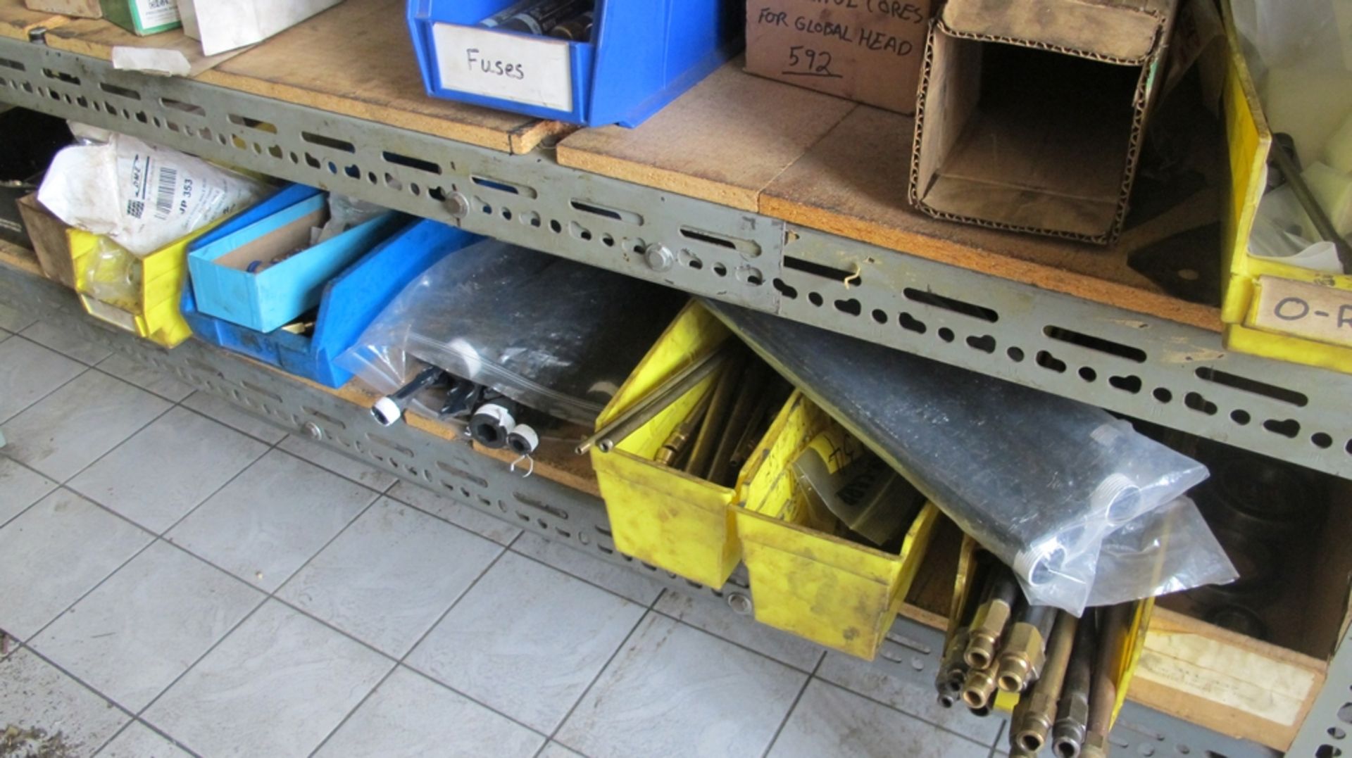 LOT OF (2) SECTIONS OF METAL SHELVING W/ CONTENTS, SHANKS, RADIUS GAUGES, FITTINGS, HARDWARE, ETC. - Image 8 of 8