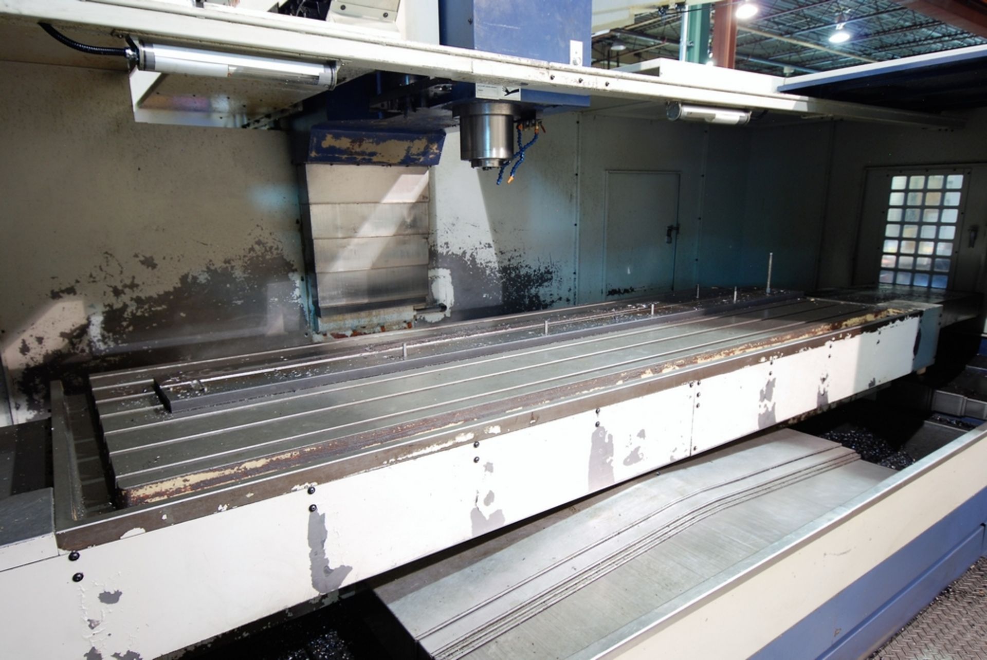 2005 TAKUMI V32 CNC VERTICAL MACHINING CENTER W/ FANUC 18I-MB CNC CONTROL, 126" X 40.3" TABLE, - Image 6 of 15