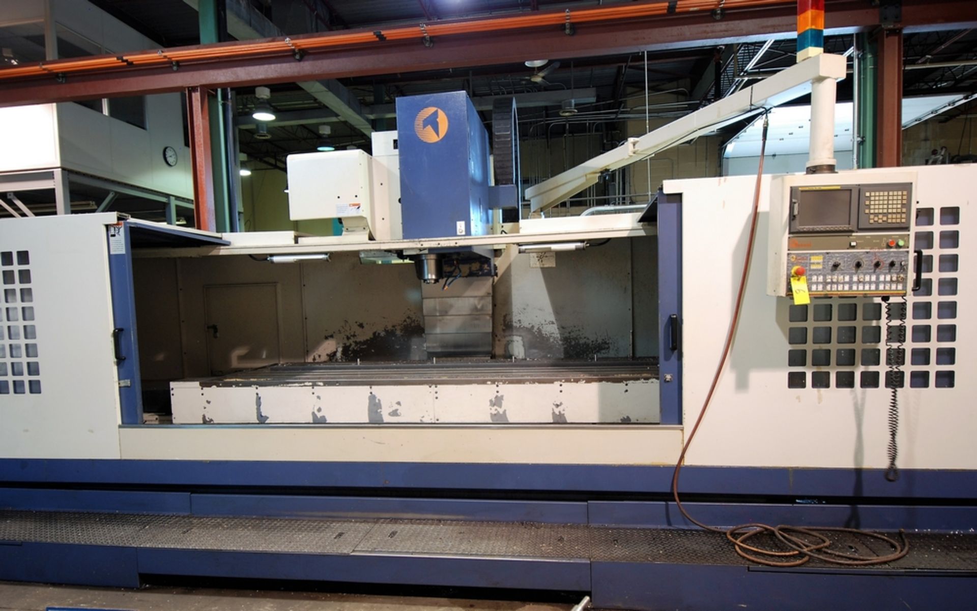 2005 TAKUMI V32 CNC VERTICAL MACHINING CENTER W/ FANUC 18I-MB CNC CONTROL, 126" X 40.3" TABLE, - Image 3 of 15