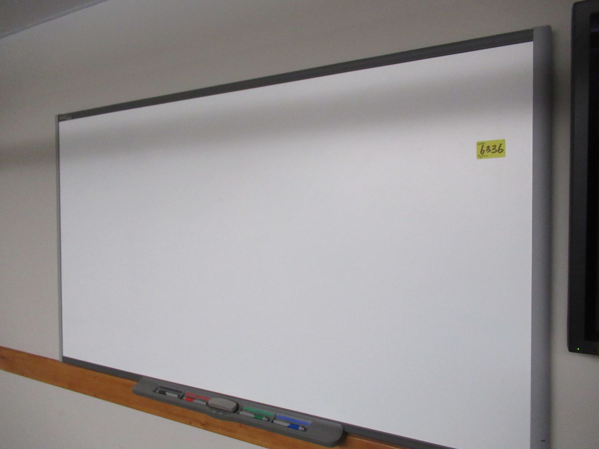 LOT OF SMART BOARD AND WHITE CORK BOARDS (REUTER)