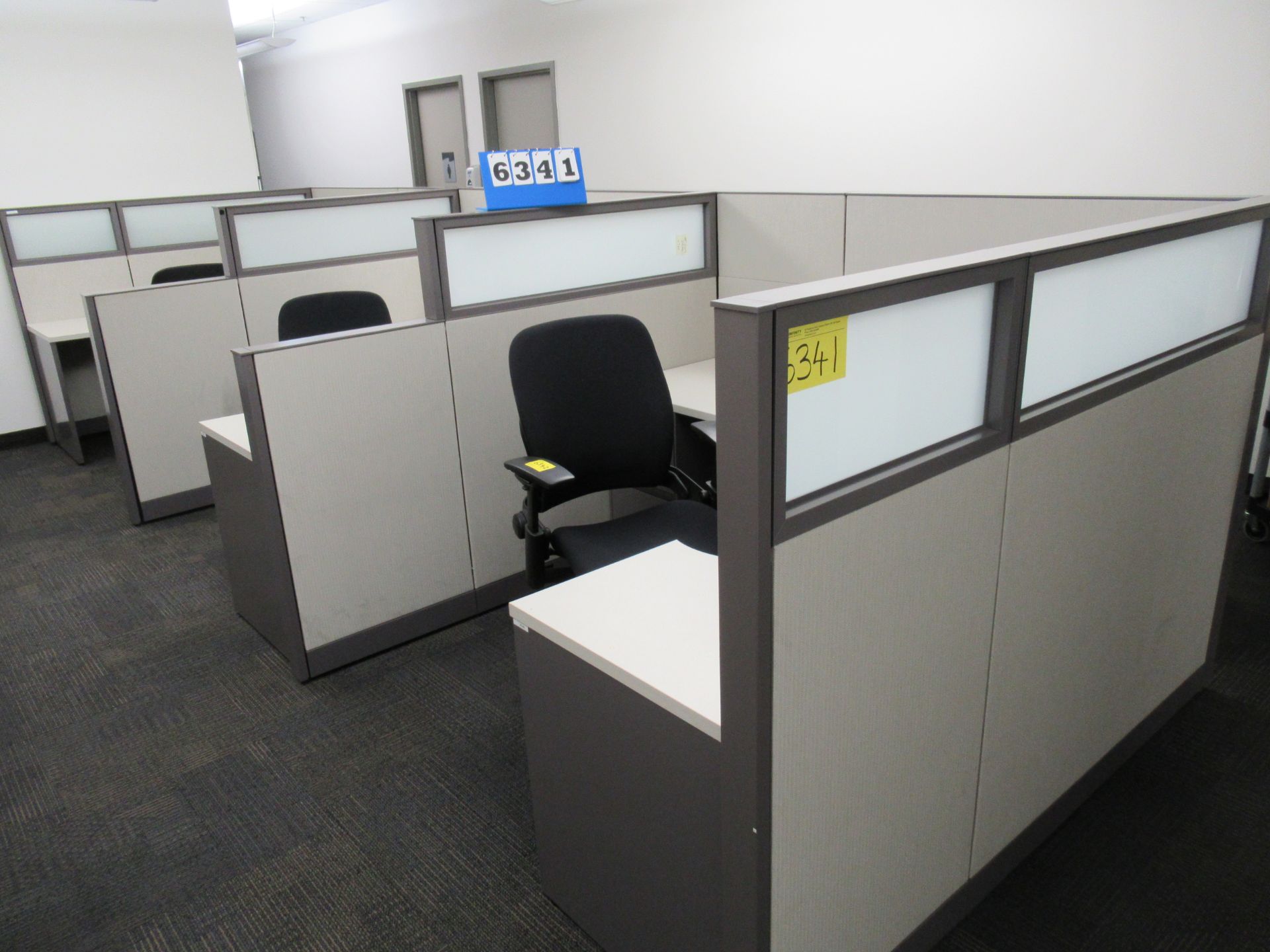 WORKSTATION, 3 STATIONARY DESKS (REUTER)