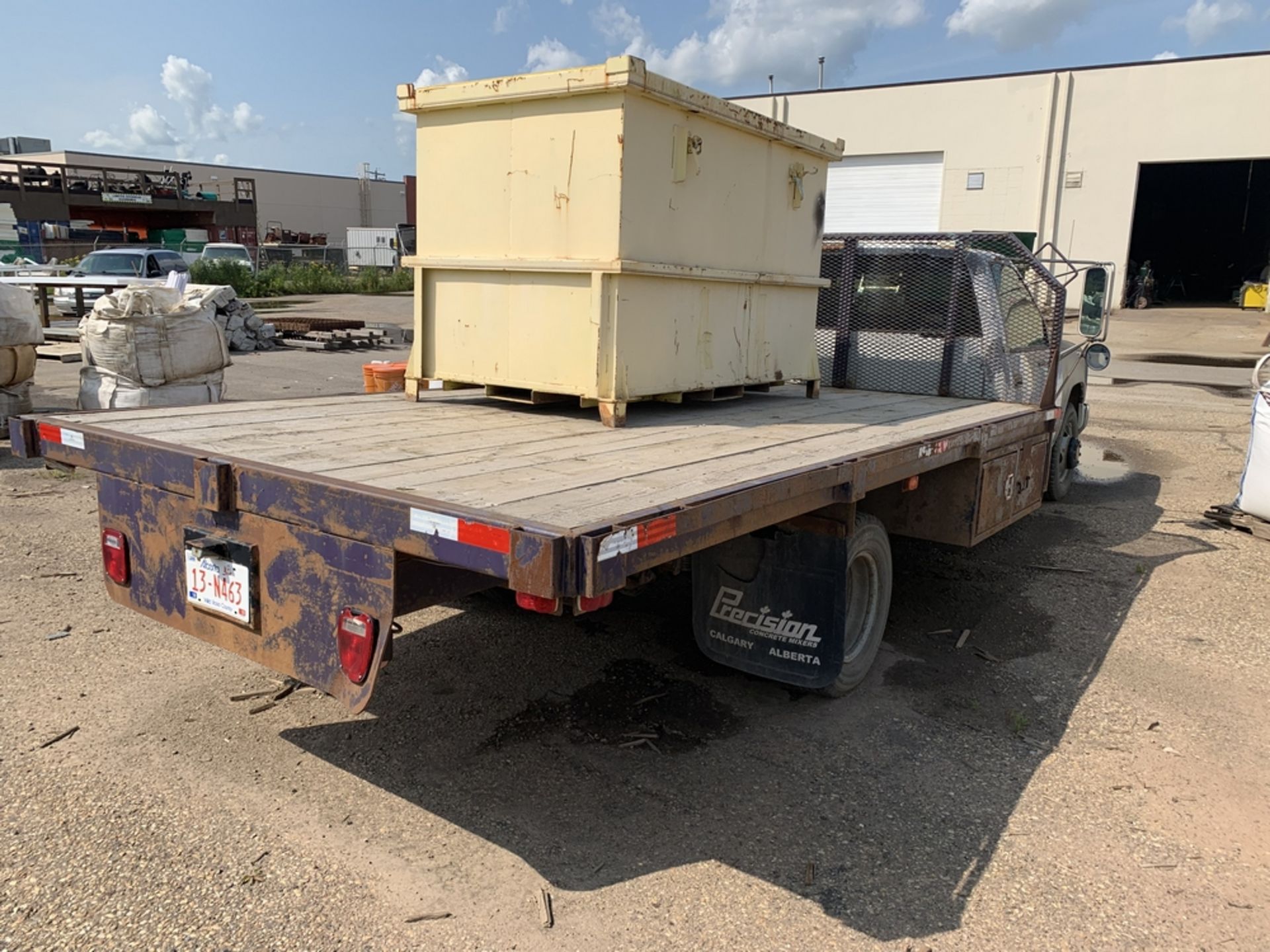 1994 CHEV 3500 truck with flat bed, vin 1GBJC34K5RE100933 - Image 3 of 3