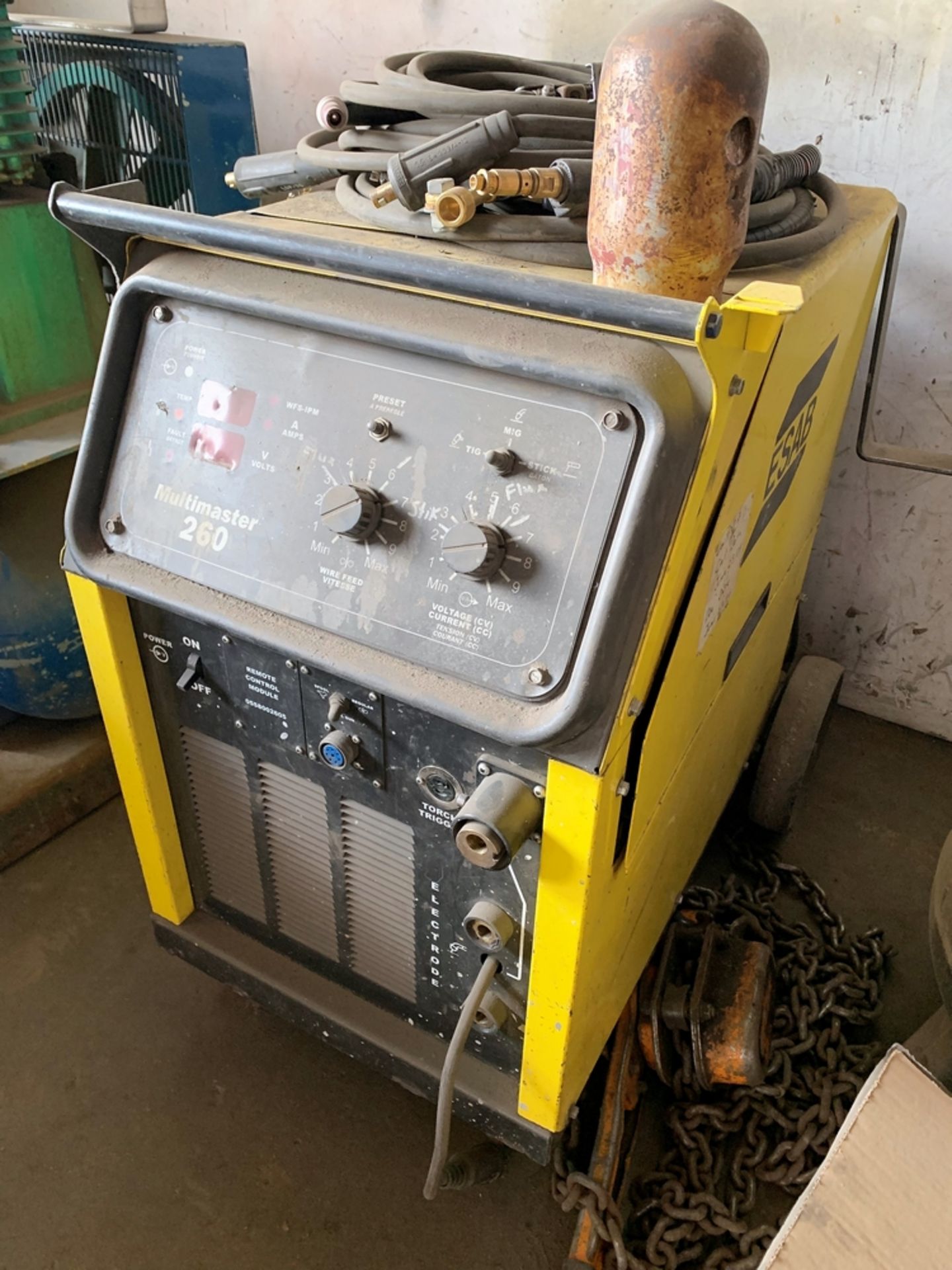 ESAB MULTIMASTER 260 welder s/n MB-J534006