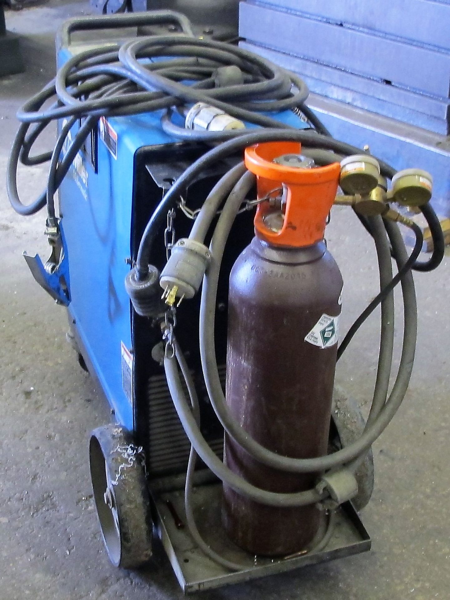 MILLER MILLERMATIC 231 MIG WELDER W/CABLES (NO TANK) - Image 3 of 4