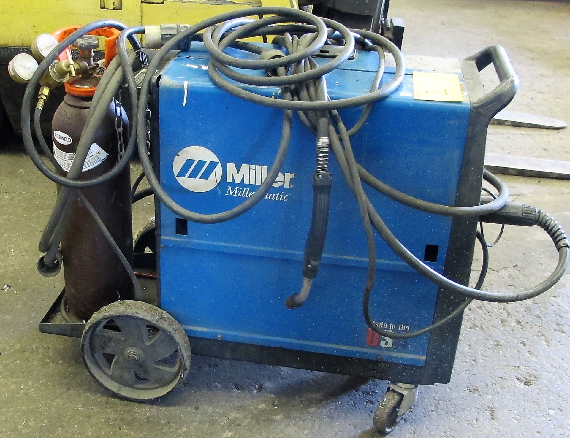 MILLER MILLERMATIC 231 MIG WELDER W/CABLES (NO TANK) - Image 2 of 4