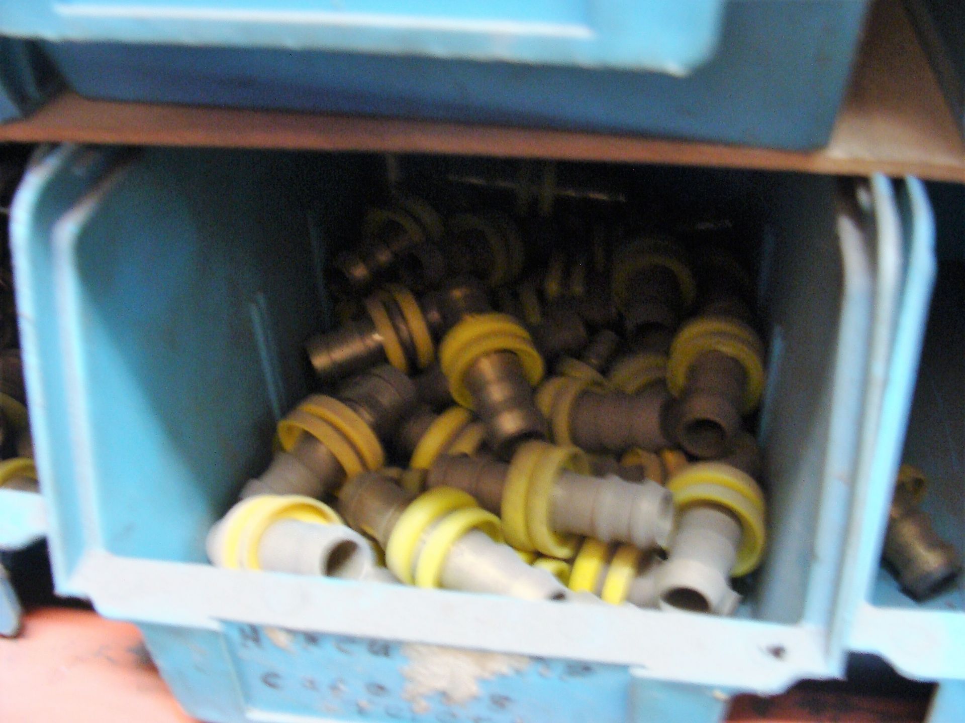 LOT TUBE CONNECTORS - Image 2 of 9