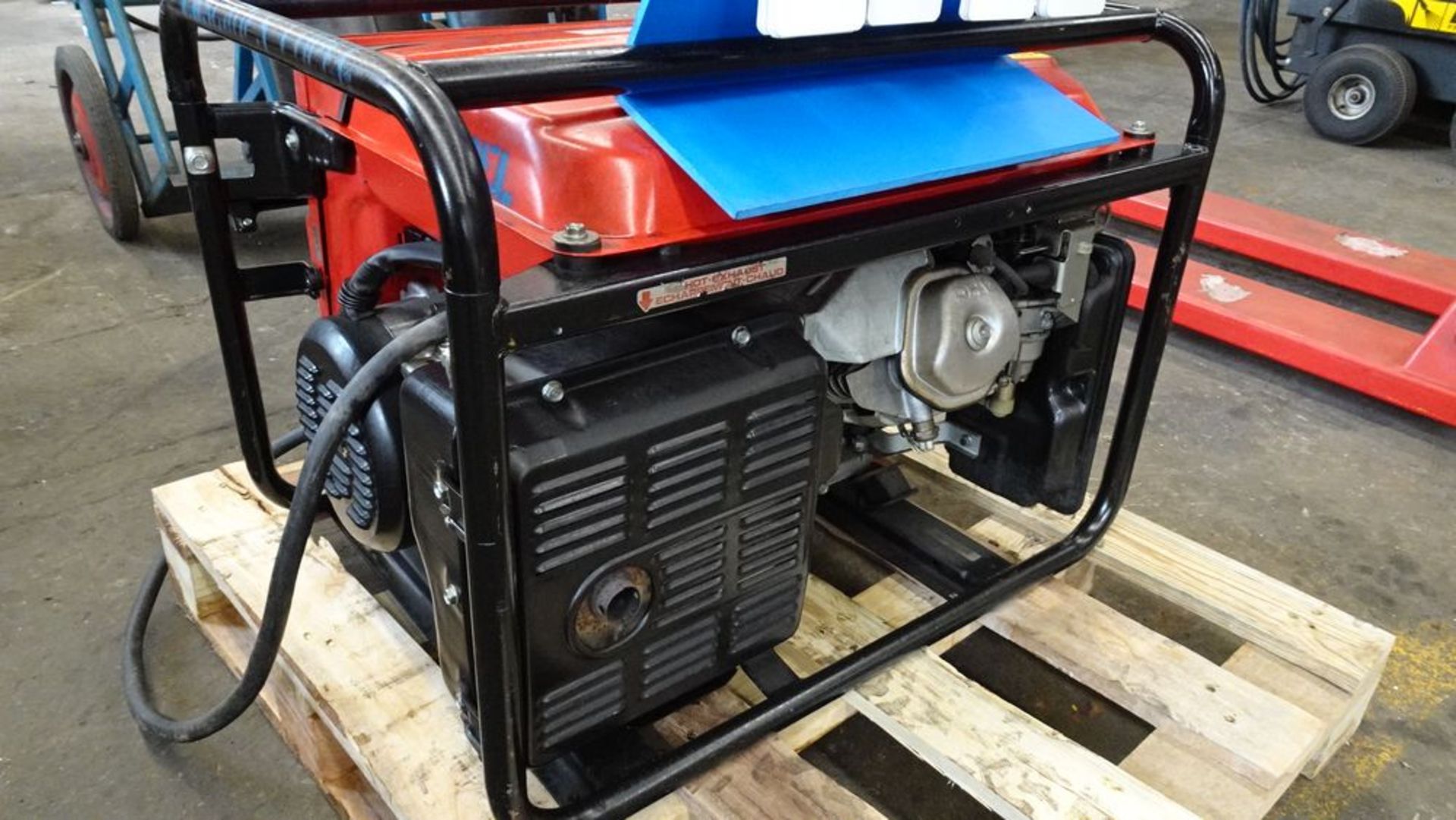 HONDA EM 6500SX PORTABLE GENERATOR, AUTO START, 120/240V, 5.5KVA - Image 6 of 7