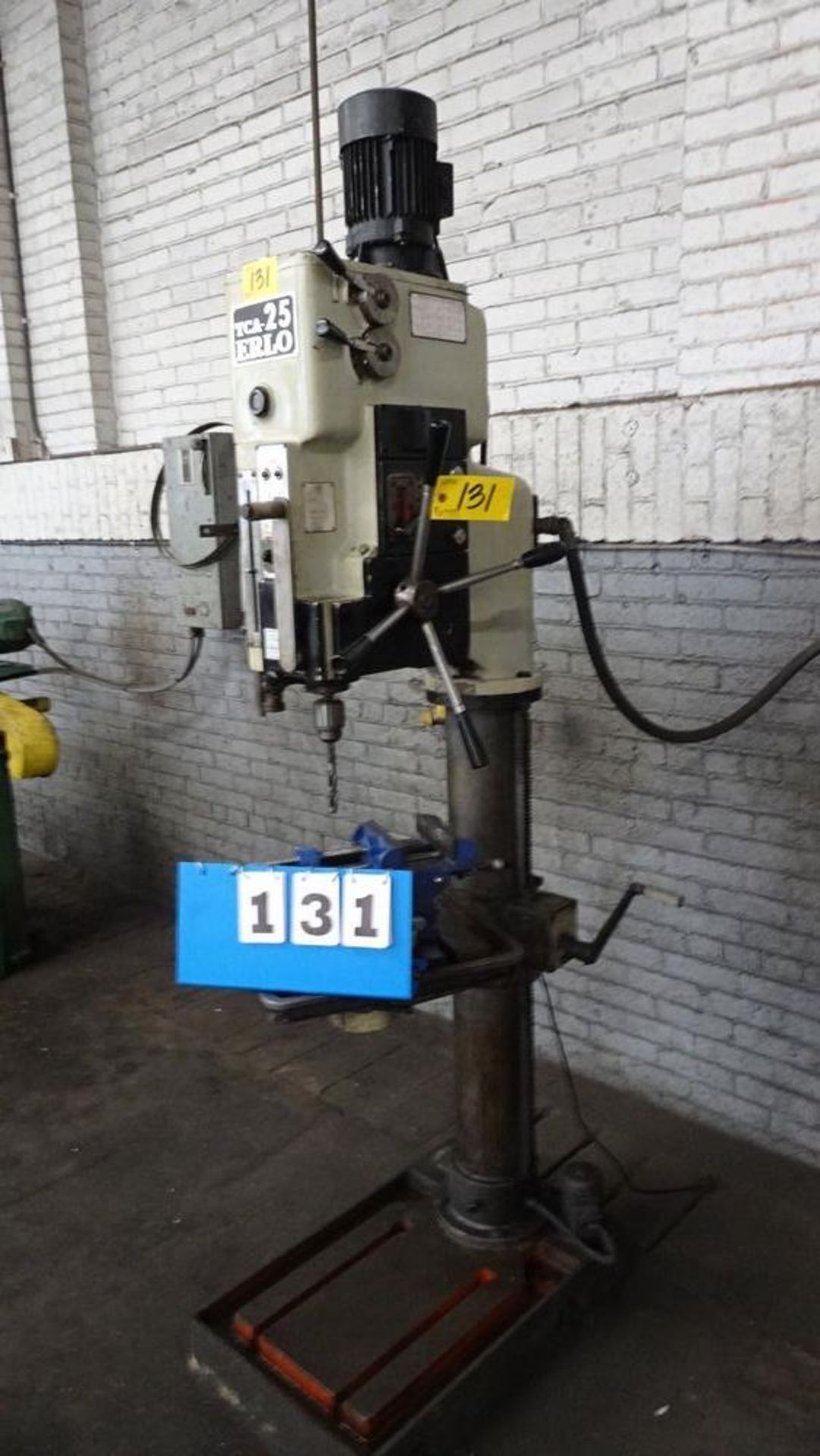 ERLO TCA-25 GEAR HEAD DRILL PRESS, AUTO FEED (RIGGING FEE $25)