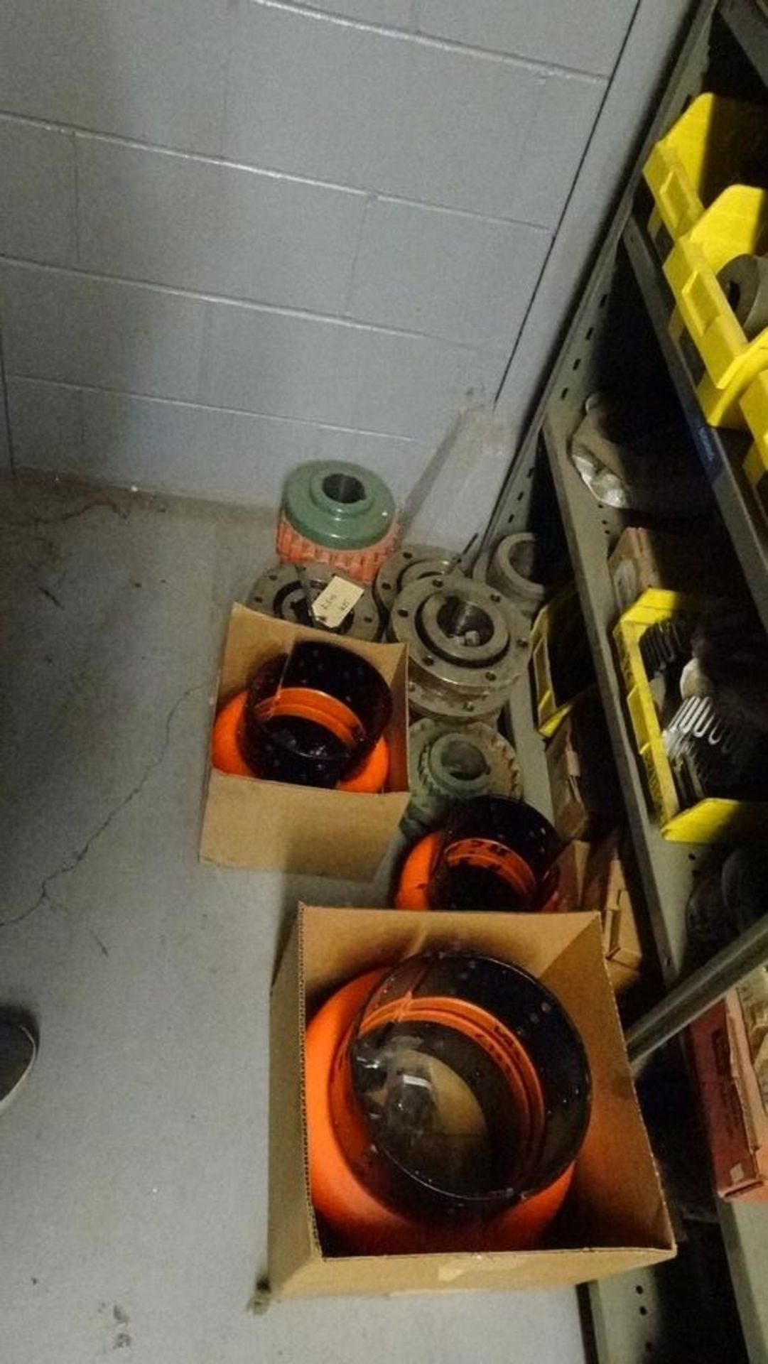 ASSORTED INVENTORY: HOSES, CYLINDERS, COUPLERS, ETC ON SHELVING - Image 6 of 15