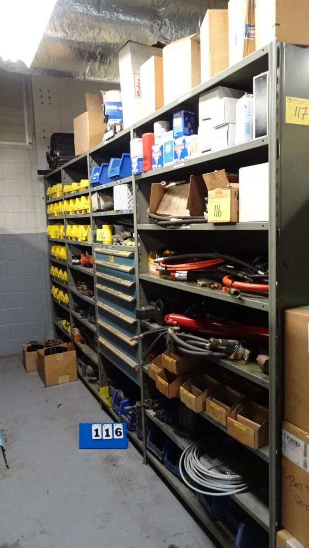 ASSORTED INVENTORY: HOSES, CYLINDERS, COUPLERS, ETC ON SHELVING