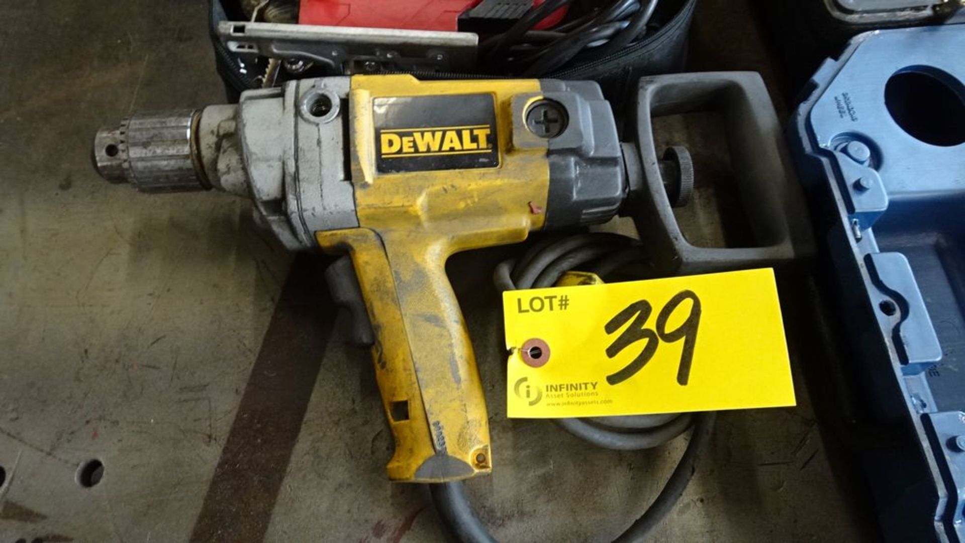 ASSORTED TOOLS: DRILL BIT GRINDER, SKIL JIGSAW, DEWALT DRILL, 1/2" BAND & BUCKLE KIT - Image 5 of 7