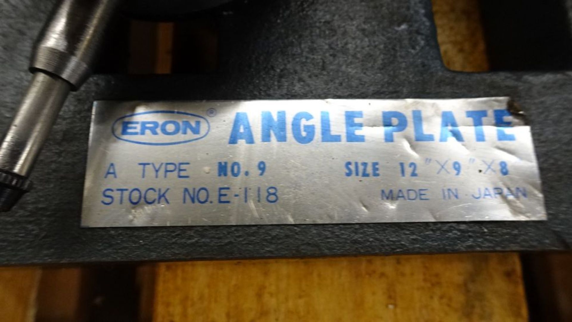 ERON 12" X 9" X 8" ANGLE PLATE C/W (2) STARRET DIAL INDUCTERS C/W MAGNETIC STANDS - Image 2 of 3