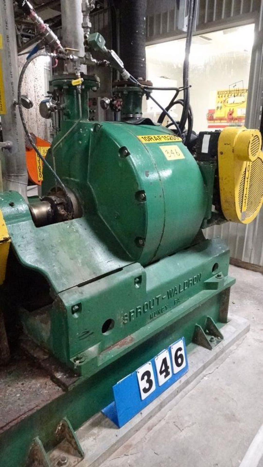 SPROUT WALDRON R-26-H FOR 26" TYPE II MECHANICALLY ACTUATED REFINER, S/N 72-399 (RIGGING FEE $1,598)