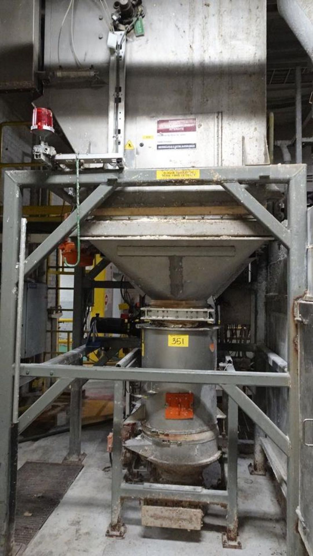 DOZING FIBER MIXING STATION C/W SCALE, INFEED SYSTEM & RELATED SUPPORT EQUIPMENT (RIGGING FEE $2, - Image 5 of 7