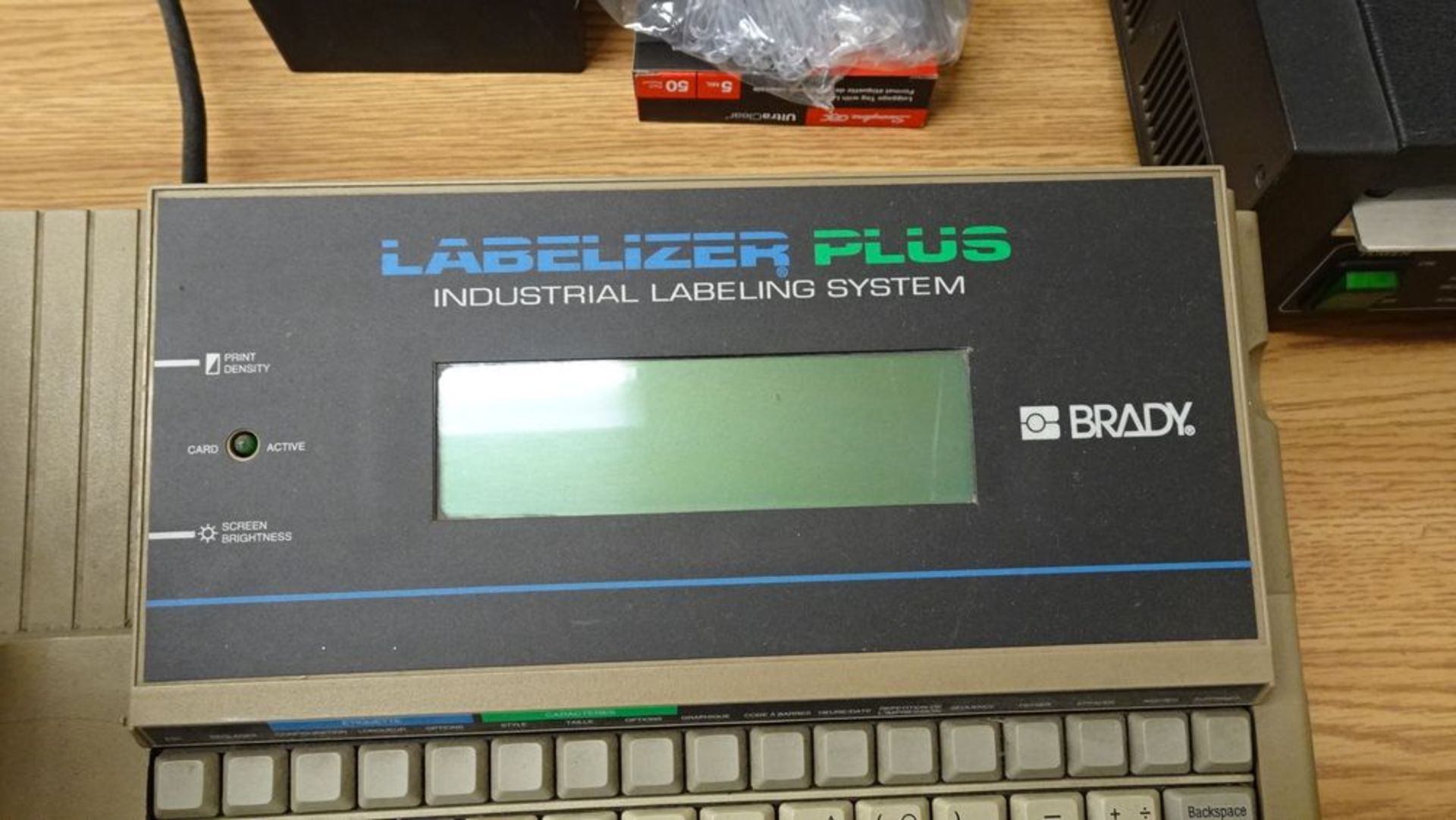 BRADY LABELIZER PLUS INDUSTRIAL LABELING SYSTEN - Image 2 of 2