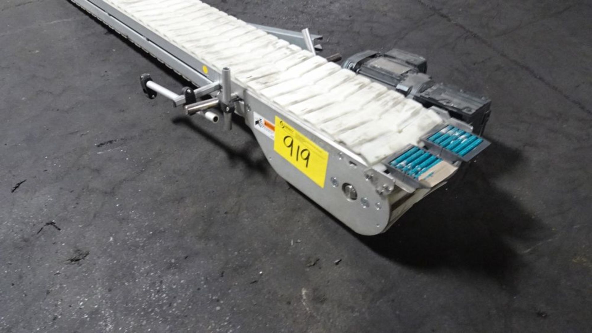 LOT (3) SECTION MODU TRANSFER CONVEYOR (RIGGING FEE $25) - Image 2 of 5