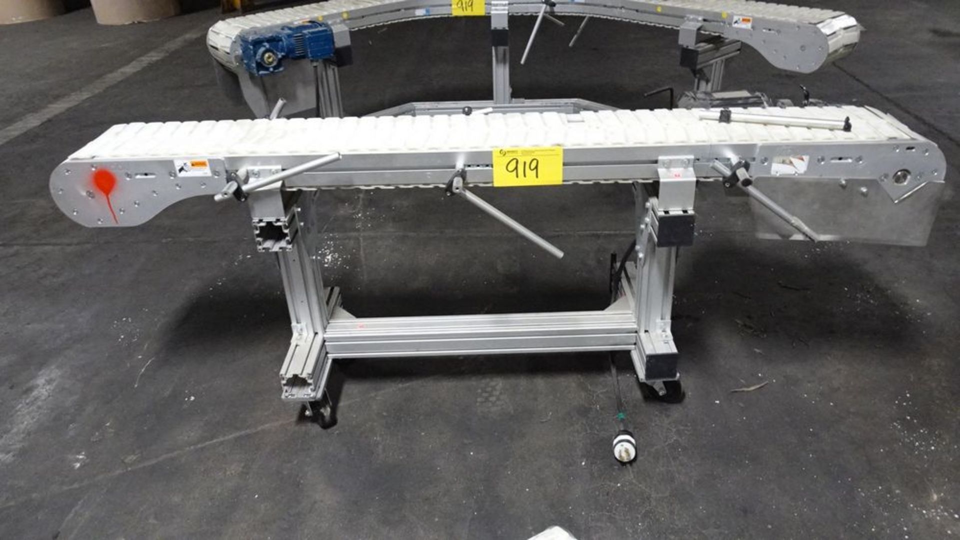 LOT (3) SECTION MODU TRANSFER CONVEYOR (RIGGING FEE $25) - Image 3 of 5