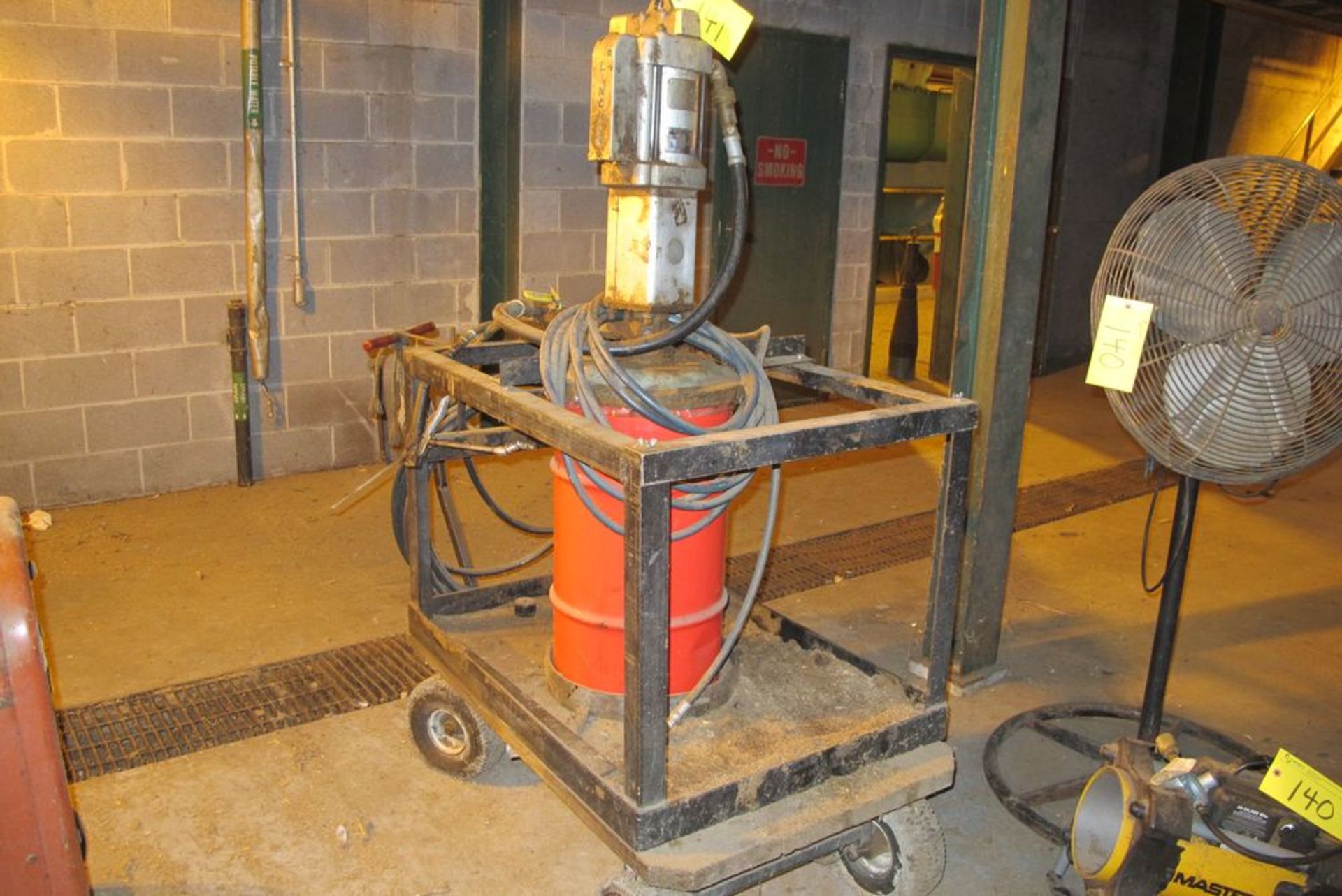 LINCOLN PNEUMATIC PORTABLE GREASE PUMP W/GREASE, ON TRANSFER CART (WOOD BLDG 29 - 1ST FLOOR NEAR