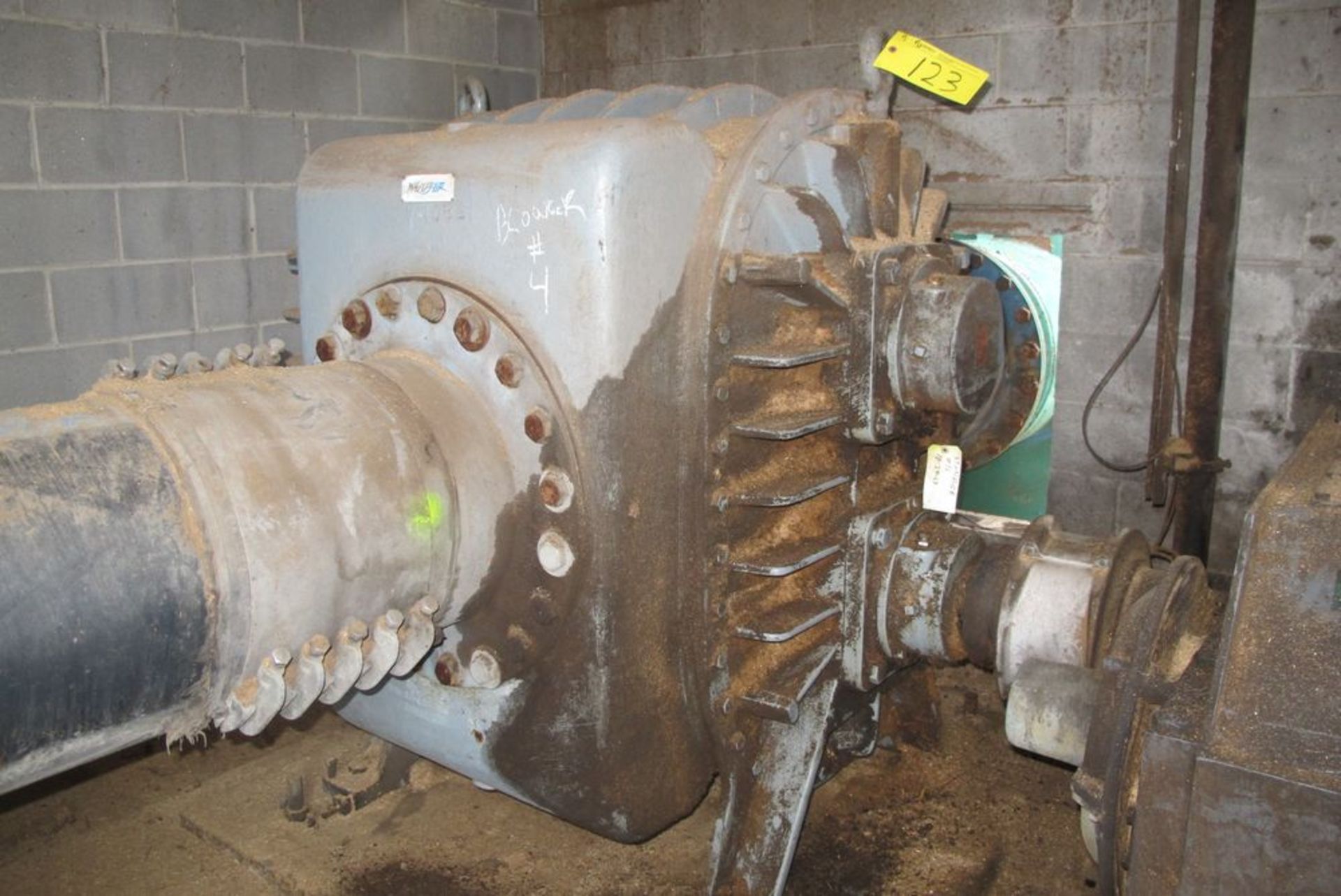 RADER WISPAIR INDUSTRIAL BLOWER (WOOD BLDG - SOUTH EAST CORNER 1ST FL)