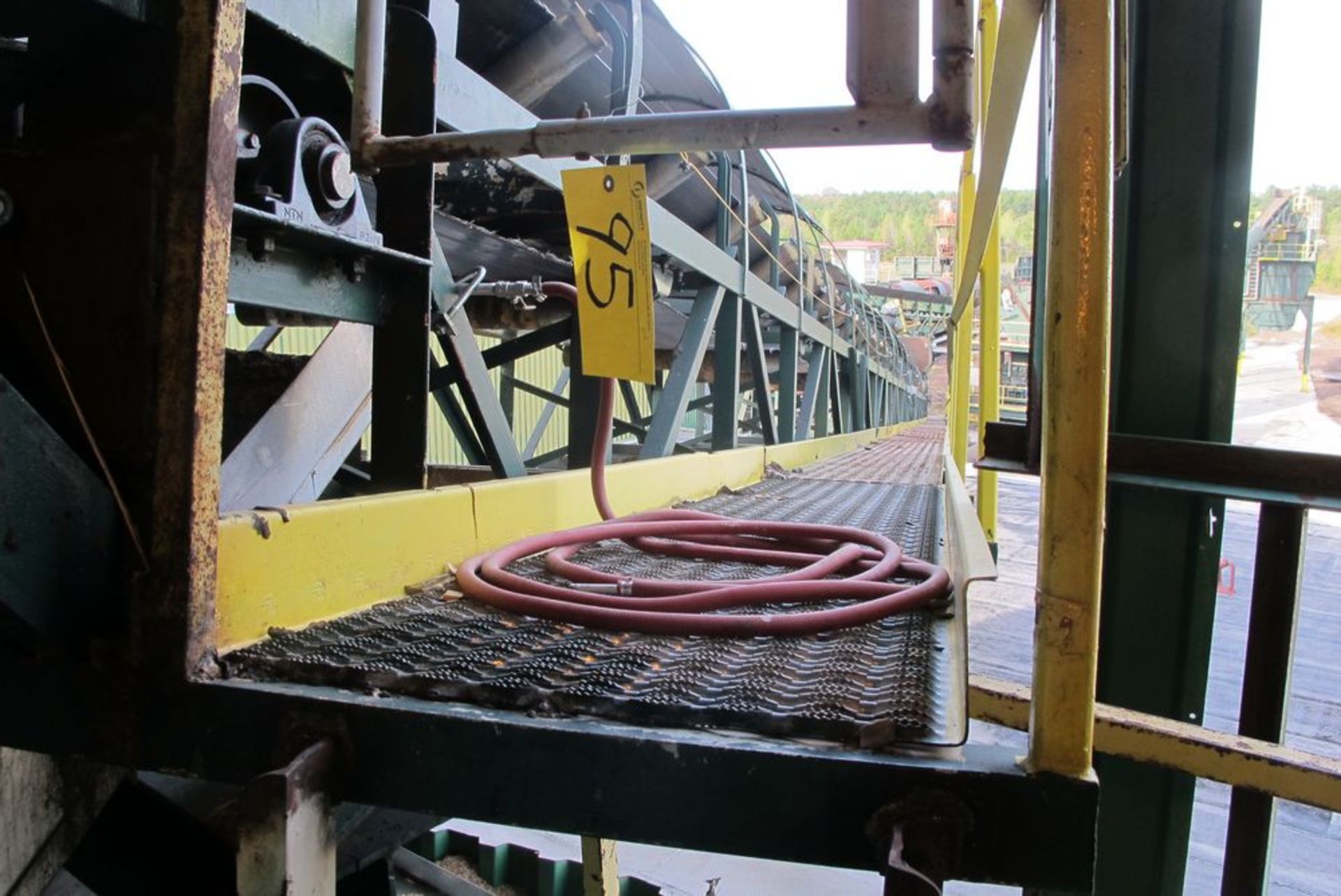 LOT OF 2 45"W INCLINE RUBBERT BELT CONVEYORS 80'L AND 120'L FROM CHIPPER BLDG TO TOP FLOOR OF WOOD - Image 6 of 7