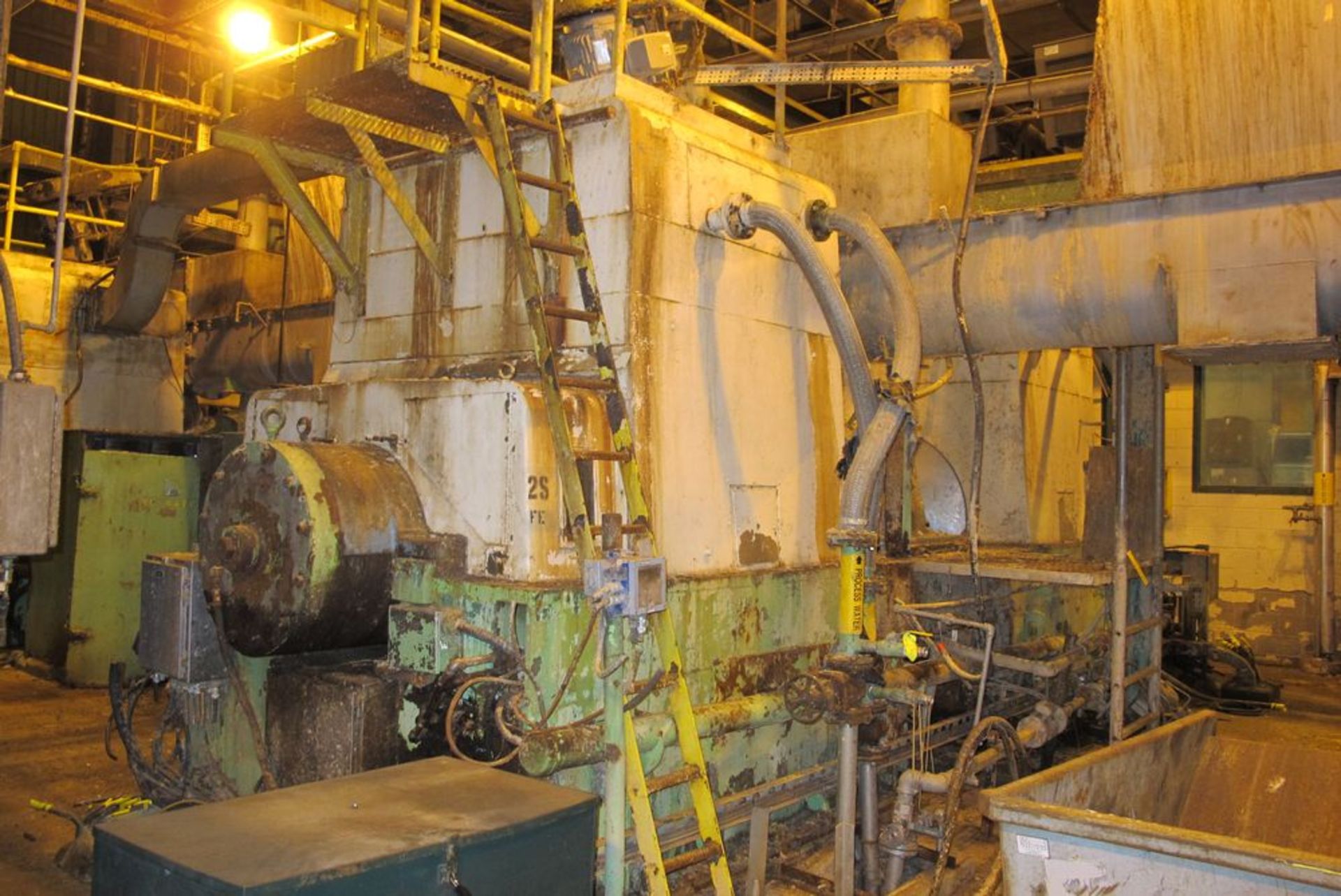 C E BAUER PRESSURIZED SECONDARY REFINER #2 489-6/485-6 INCL HYDRAULIC POWER PACK AND LUBE SYSTEM, - Image 4 of 4