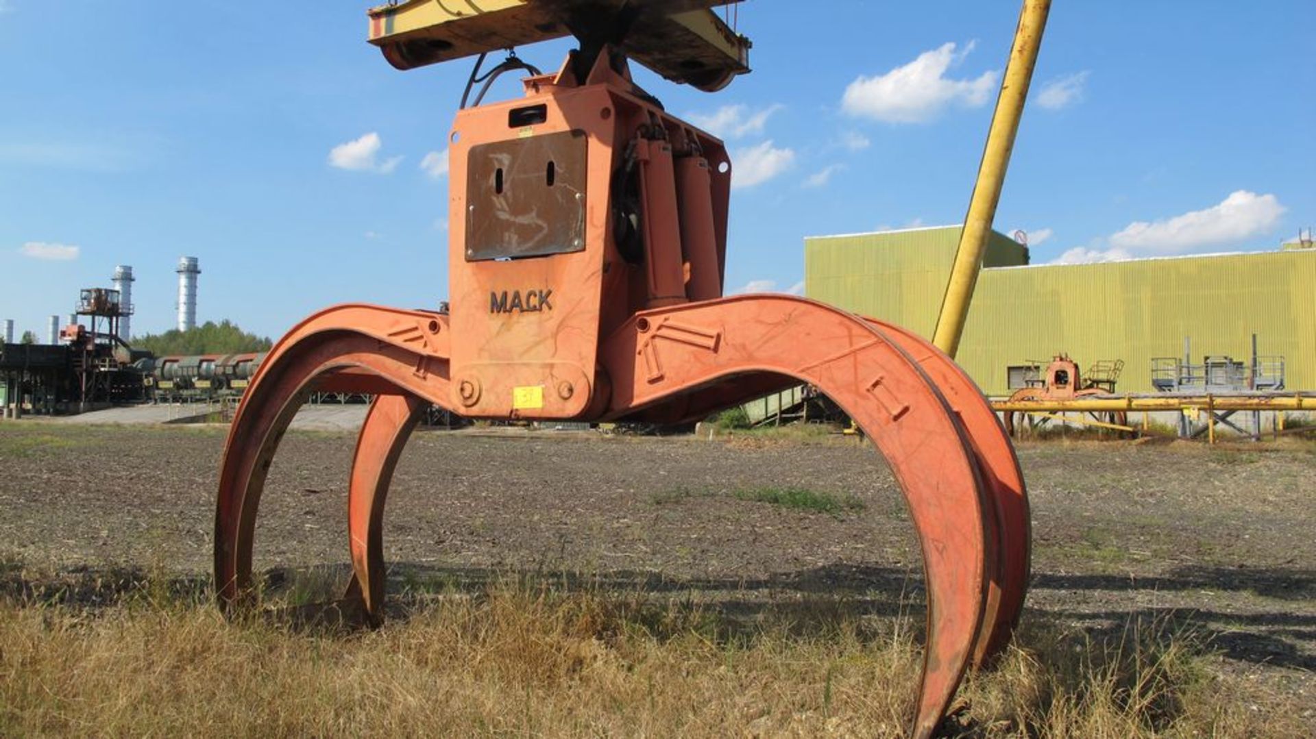 MACK HYDRAULIC GRAPPLE (ON CRANE), APPROX 12' - 16' TALL), (SPARE) APPROX 12' - 16' TALL (WOOD
