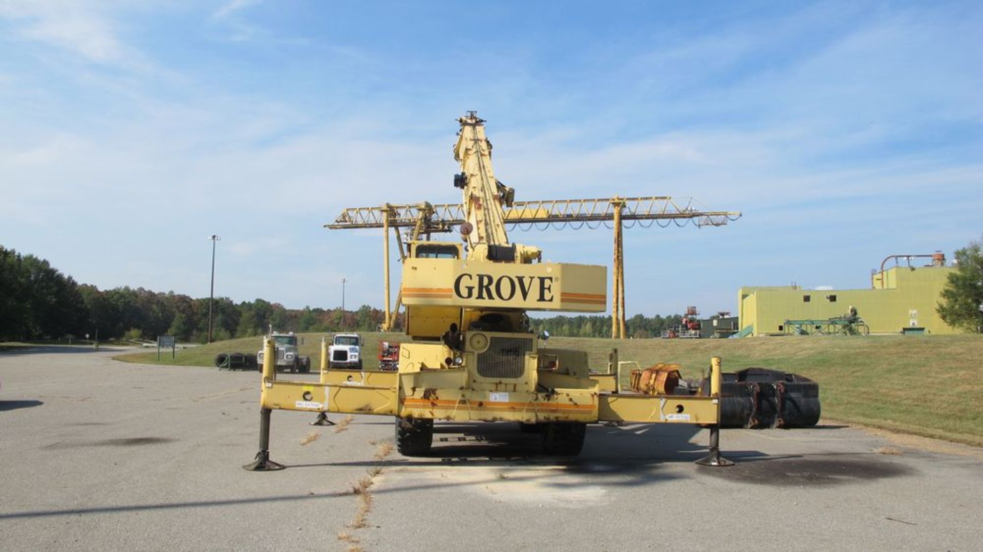 GROVE RT635C, GB 100A 2360 MOBILE CRANE, VIN 1G1B318143E (RUNNING CONDITION), S/N 81323, 70000 LB - Image 5 of 18