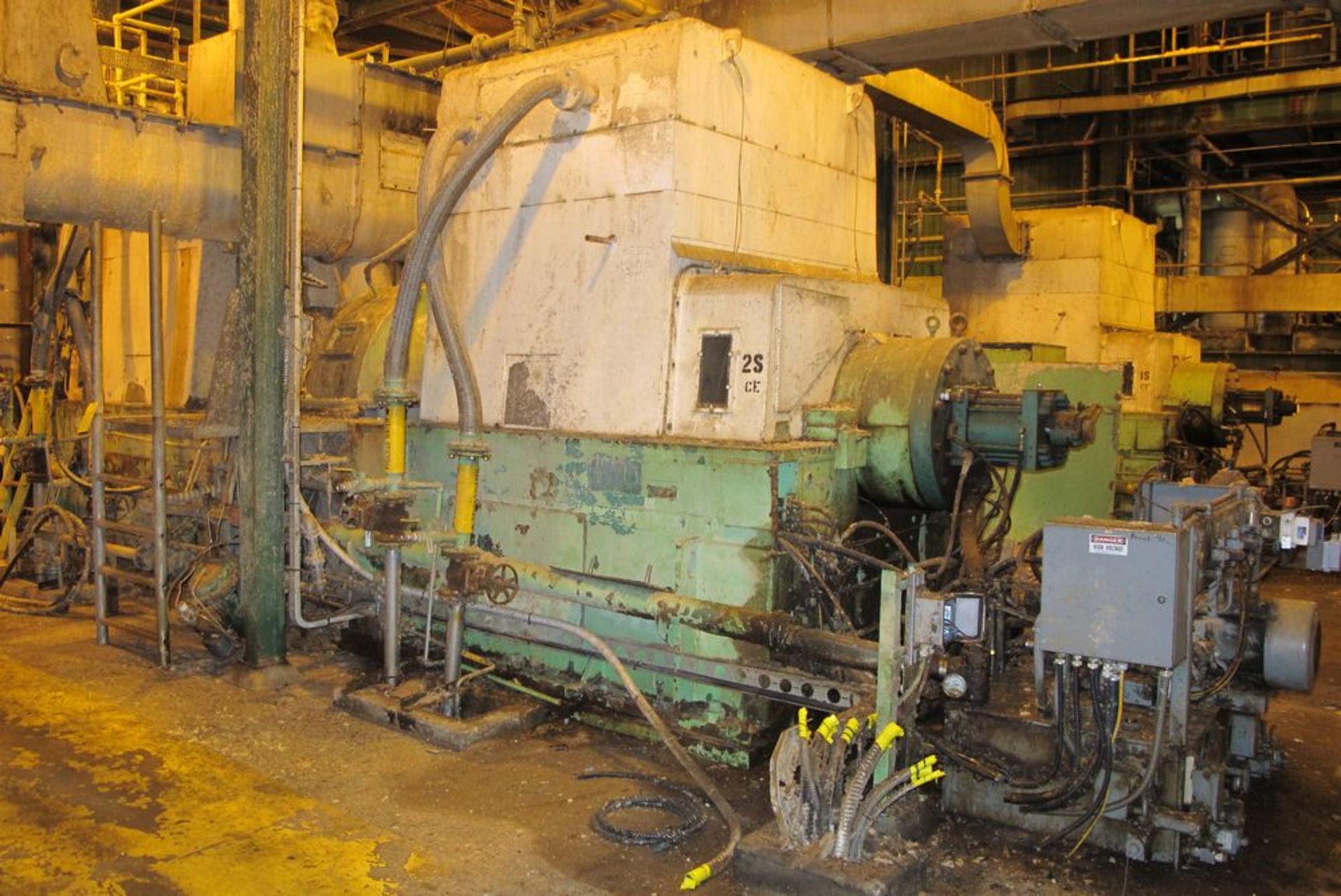 C E BAUER PRESSURIZED SECONDARY REFINER #2 489-6/485-6 INCL HYDRAULIC POWER PACK AND LUBE SYSTEM,